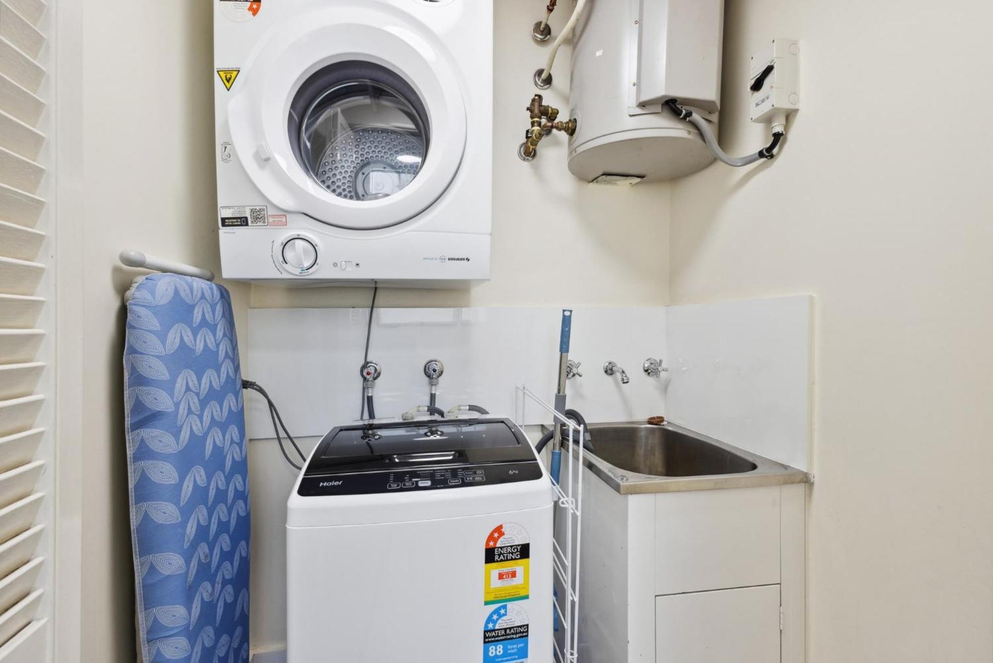 1brd 1bth 1prk - Northbridge Perth