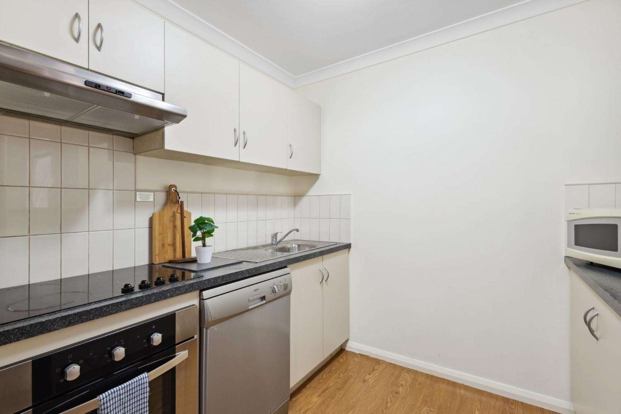1brd 1bth 1prk - Northbridge * Perth