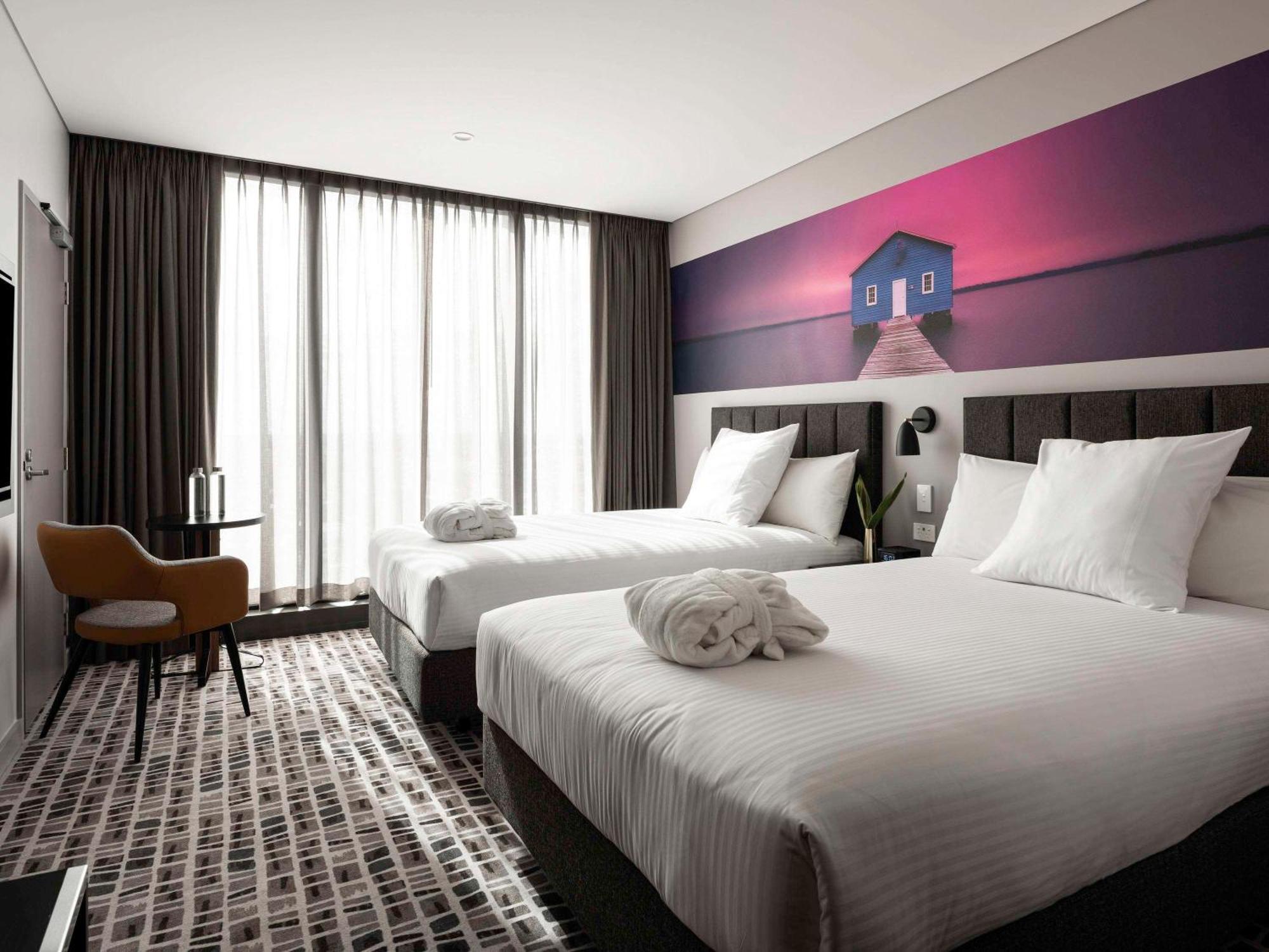 Novotel Murray Street 4*