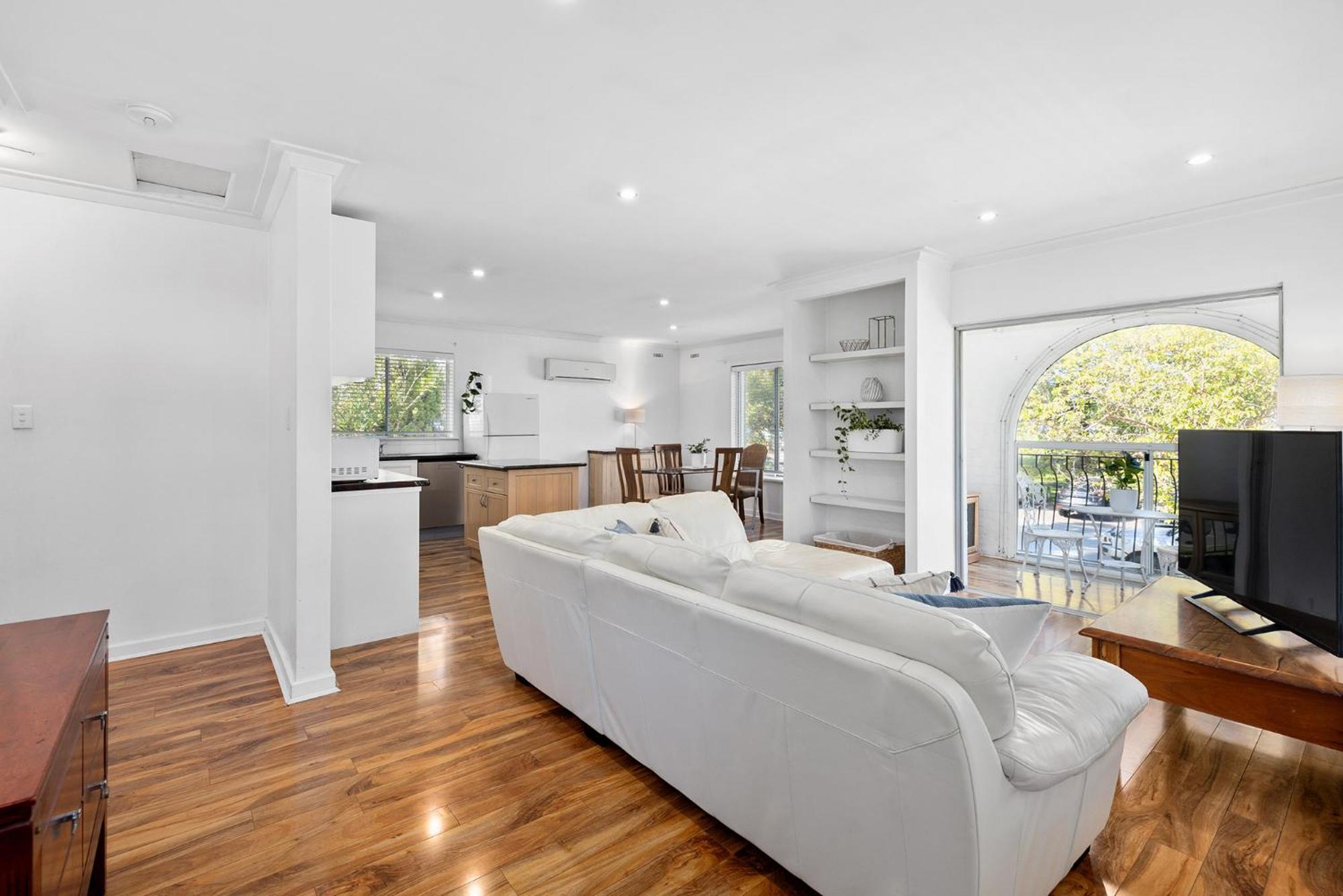 10/17 Richardson Street, South *
