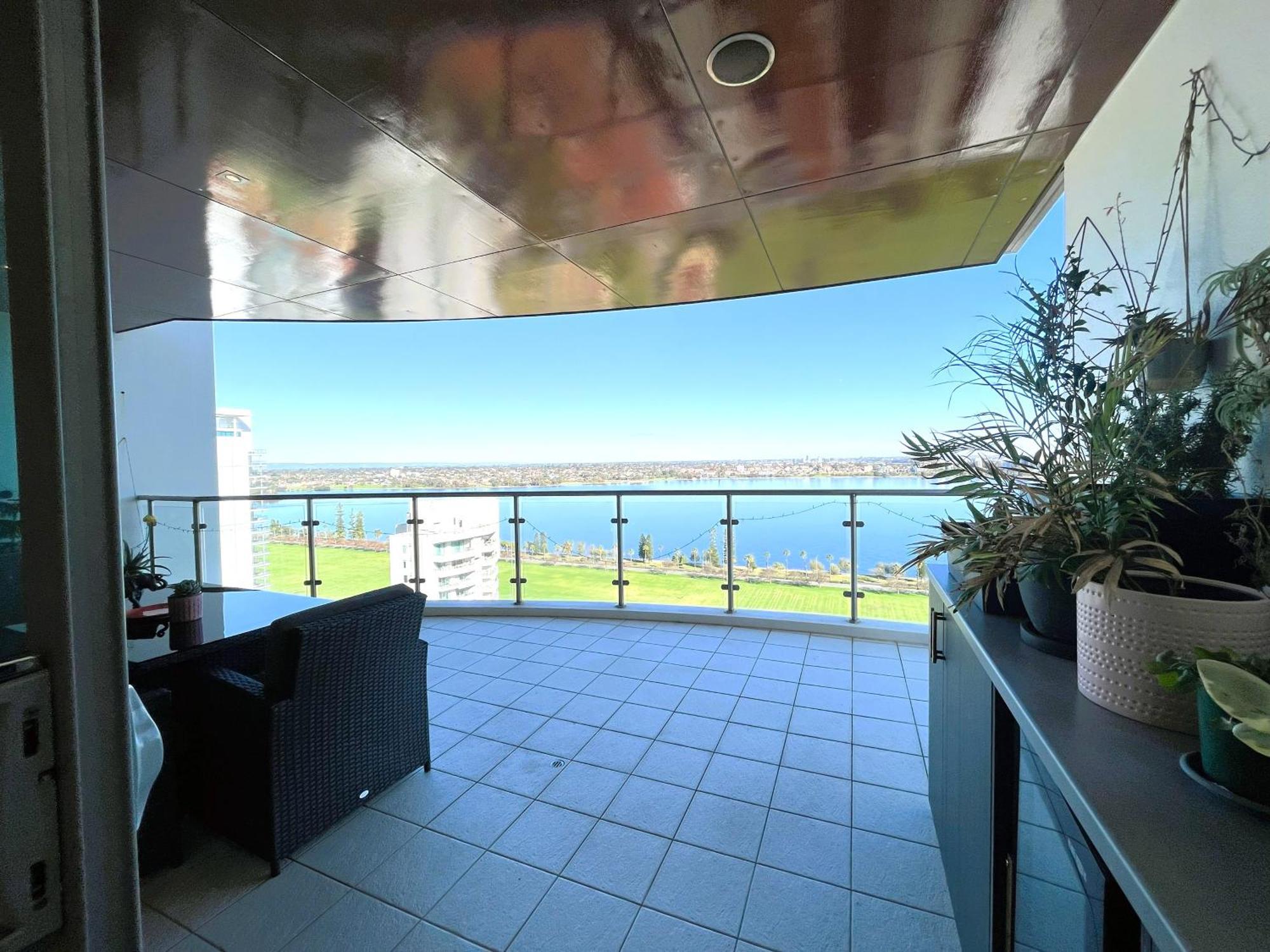 47 Breathtaking Riverviews 2brpark Apartment Perth