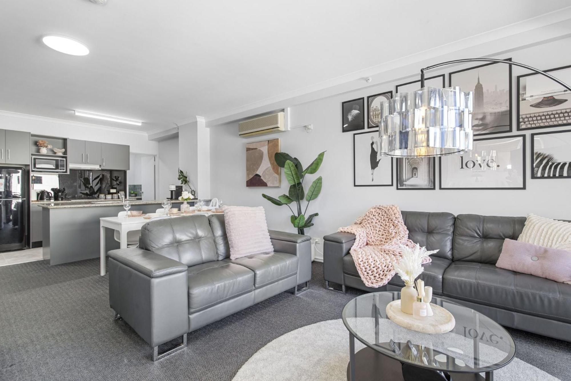 Living Retreat - Modern 2br In East Perth