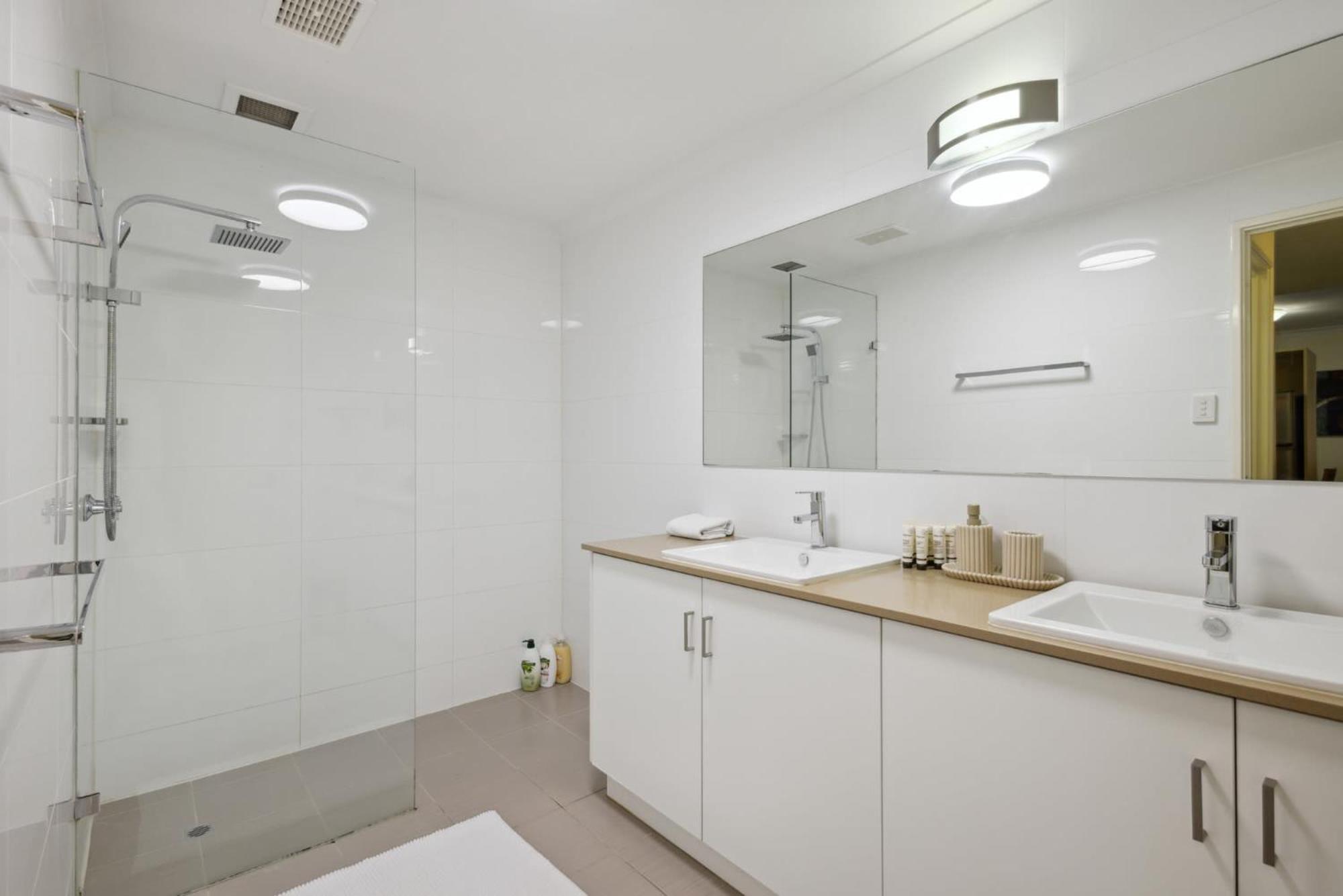 Apartment 2bdr 1bth 1prk - Northbridge Magic