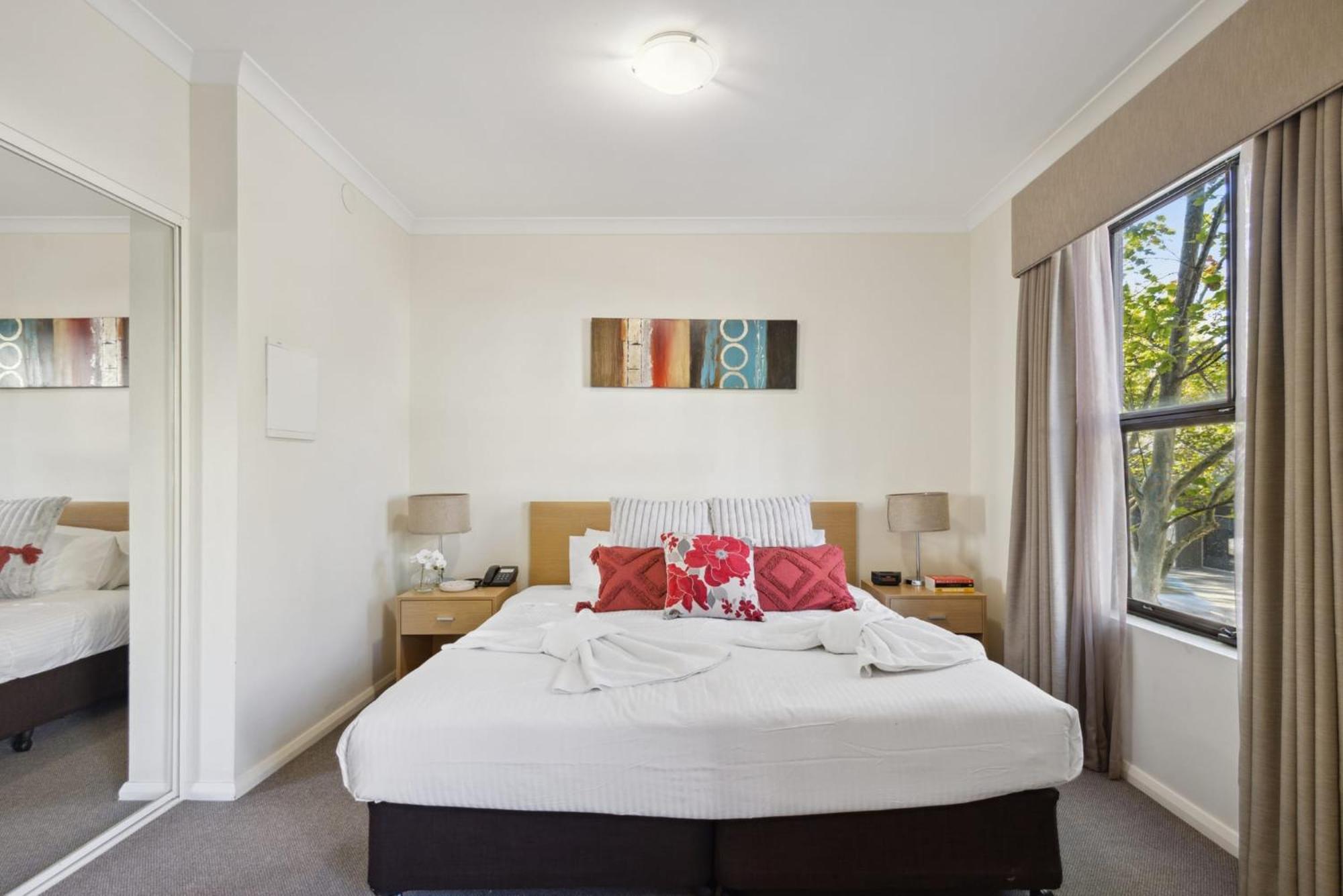 Apartment 2bdr 1bth 1prk - Northbridge Magic