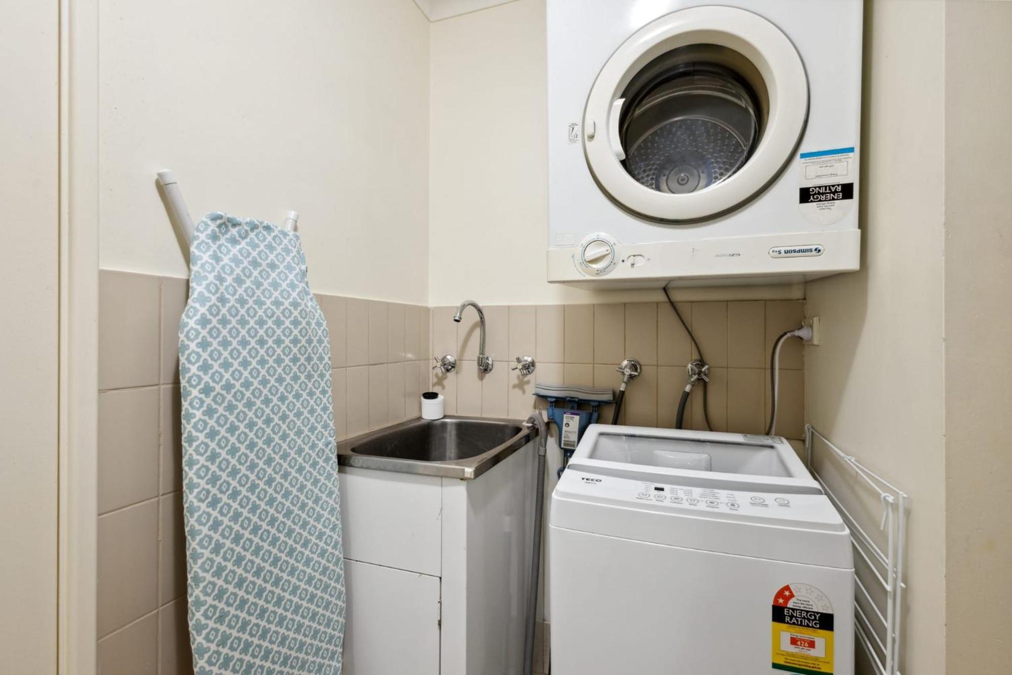 Apartment 3bdr 2bth 1prk - Northbridge Townhouse