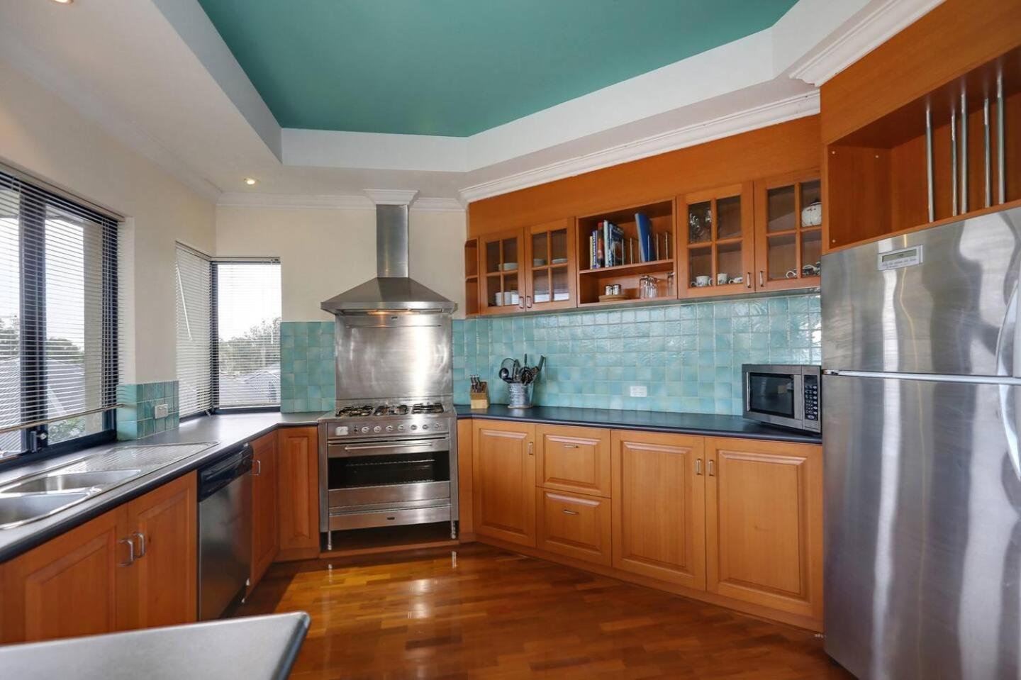 Rancho Relaxo - Great For Longer Stays! Free Wifi * Scarborough