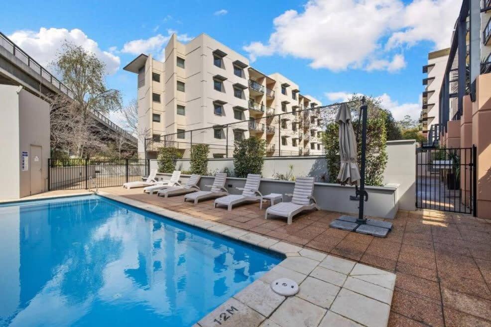 Apartment Luxurious Cbd C Kings Park Free Parking