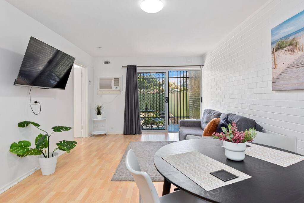 Motel 2 Burswood