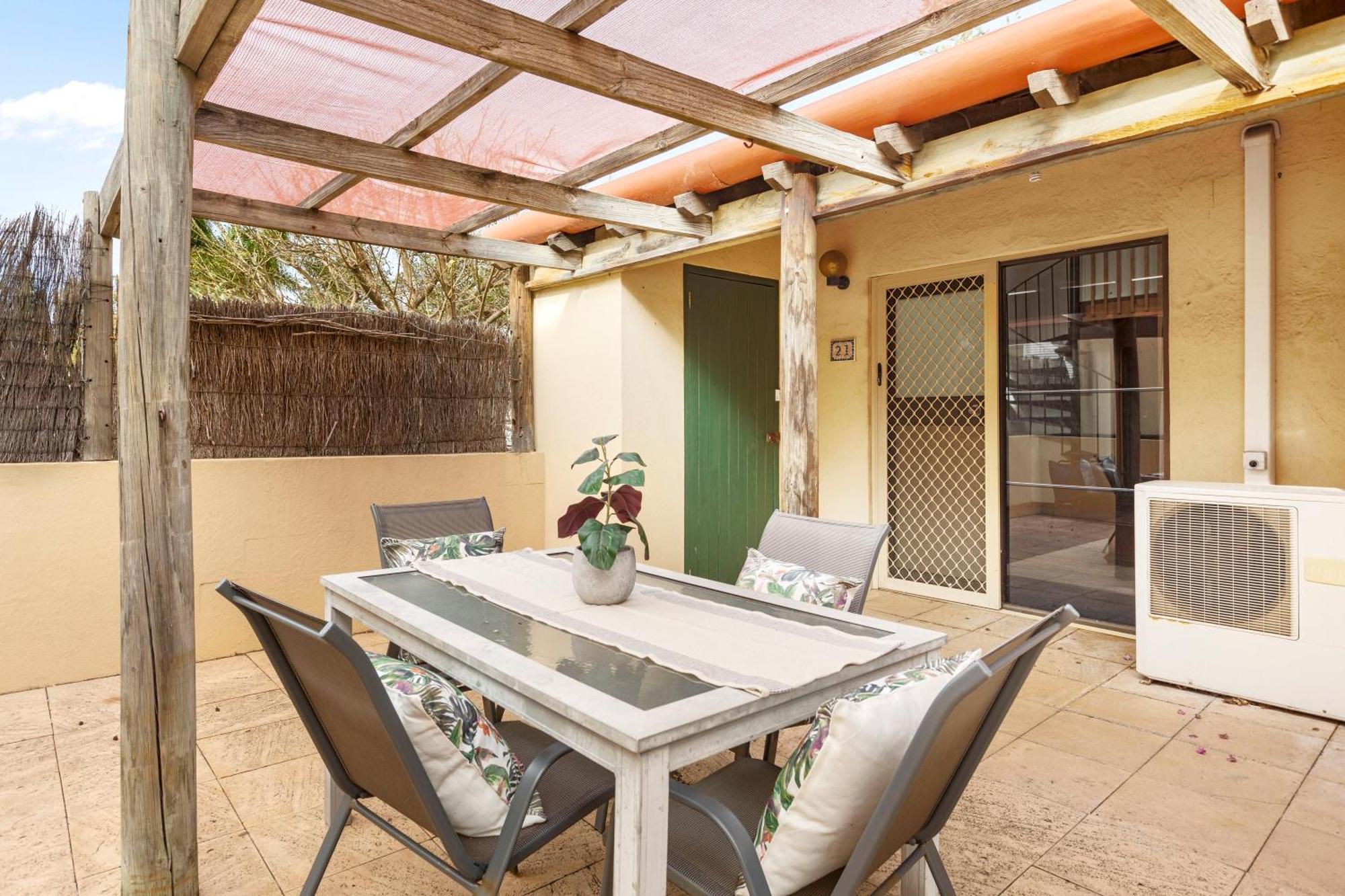 21 Cottesloe Steps To - Sleeps 3 * Perth