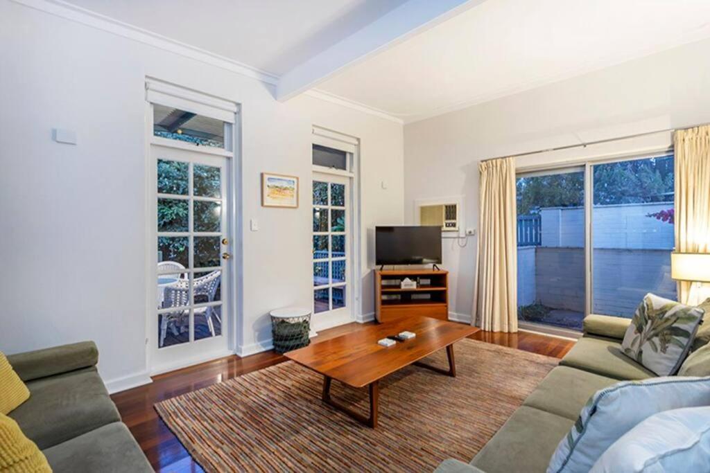 Holiday home Cottesloe Artists Retreat - Executive Escapes *