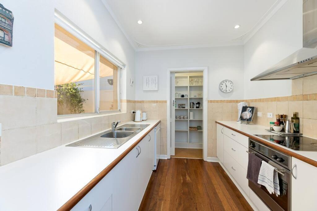 Cottesloe Artists Retreat - Executive Escapes *
