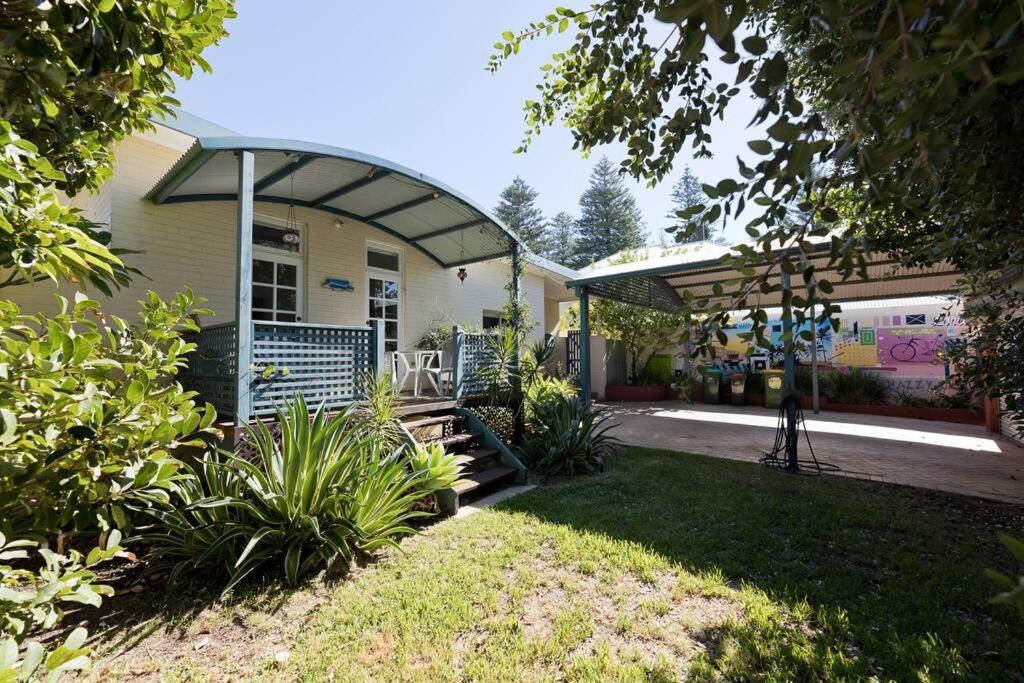 Cottesloe Artists Retreat - Executive Escapes Holiday home *