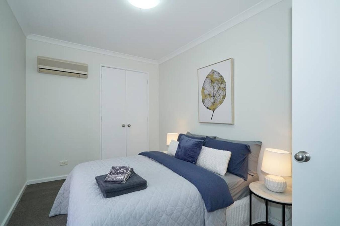 Classic East - Close To Optus Stadium Apartment