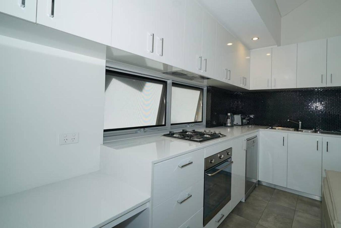 4 Eco Rated Sleeps 4 * Perth