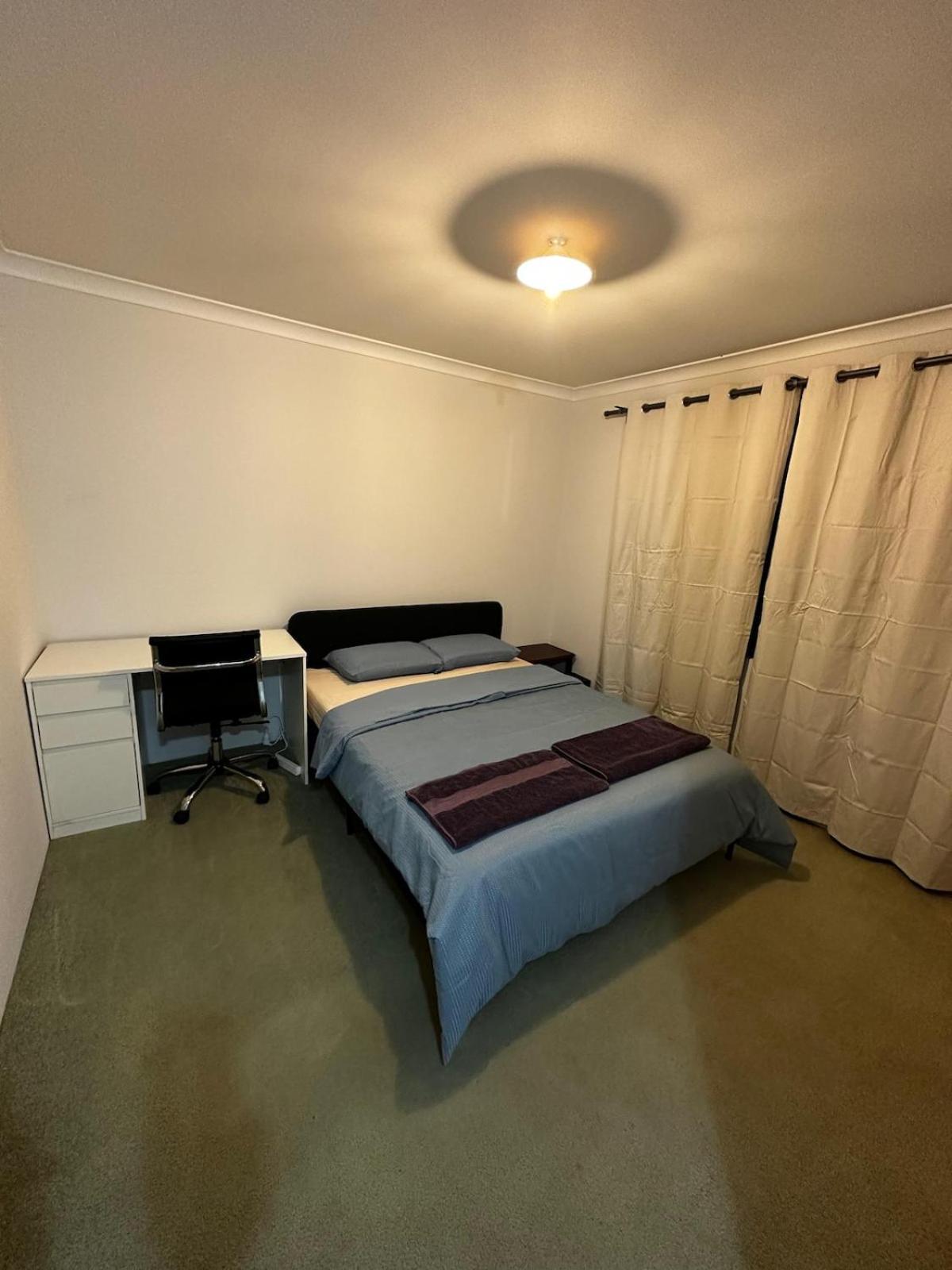 Homestay Cannington Sharehouse Near Shops And Restaurant