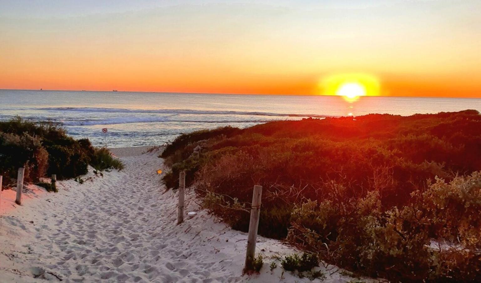 Aparthotel Coastal Salty Air 2bedrm 2bath W Ocean Views! Perth