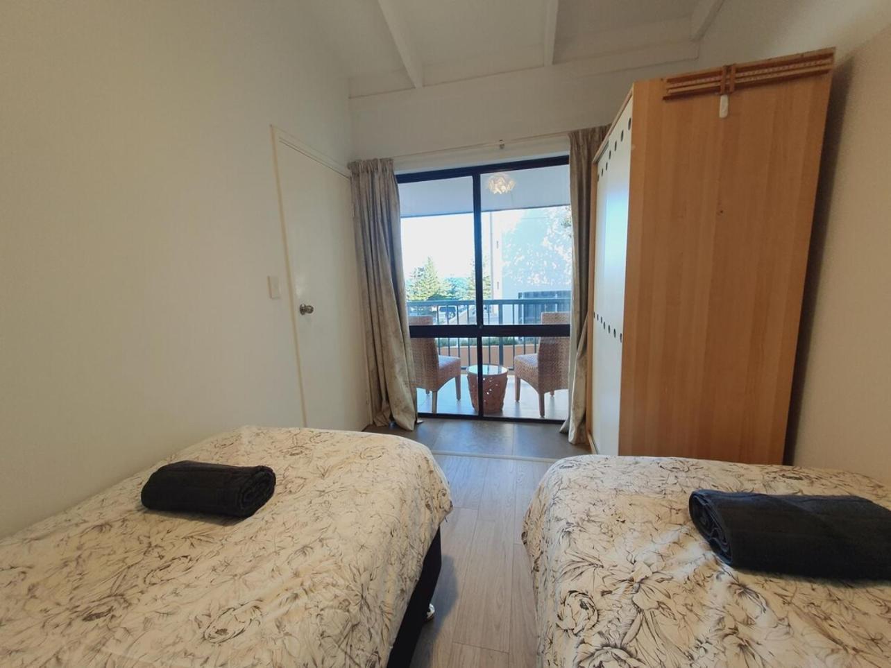 Aparthotel Coastal Salty Air 2bedrm 2bath W Ocean Views!