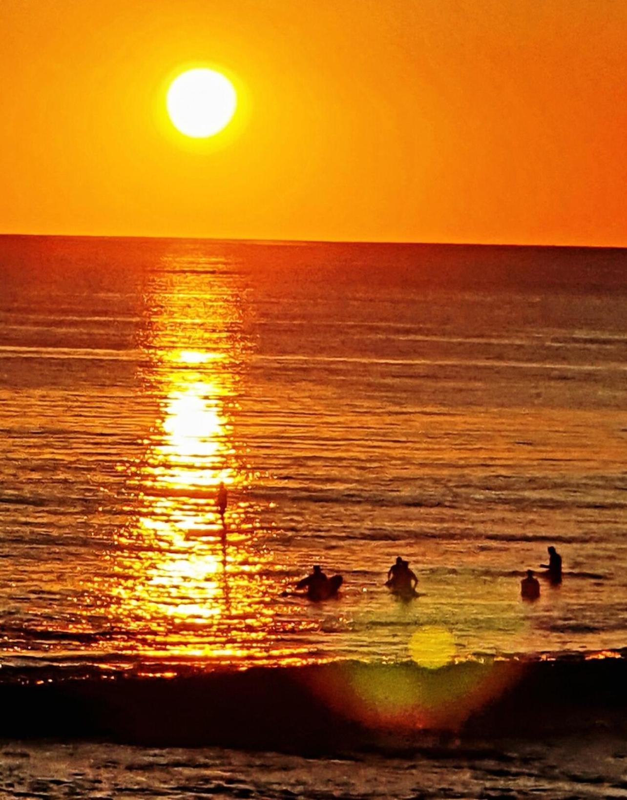 Coastal Salty Air 2bedrm 2bath W Ocean Views!