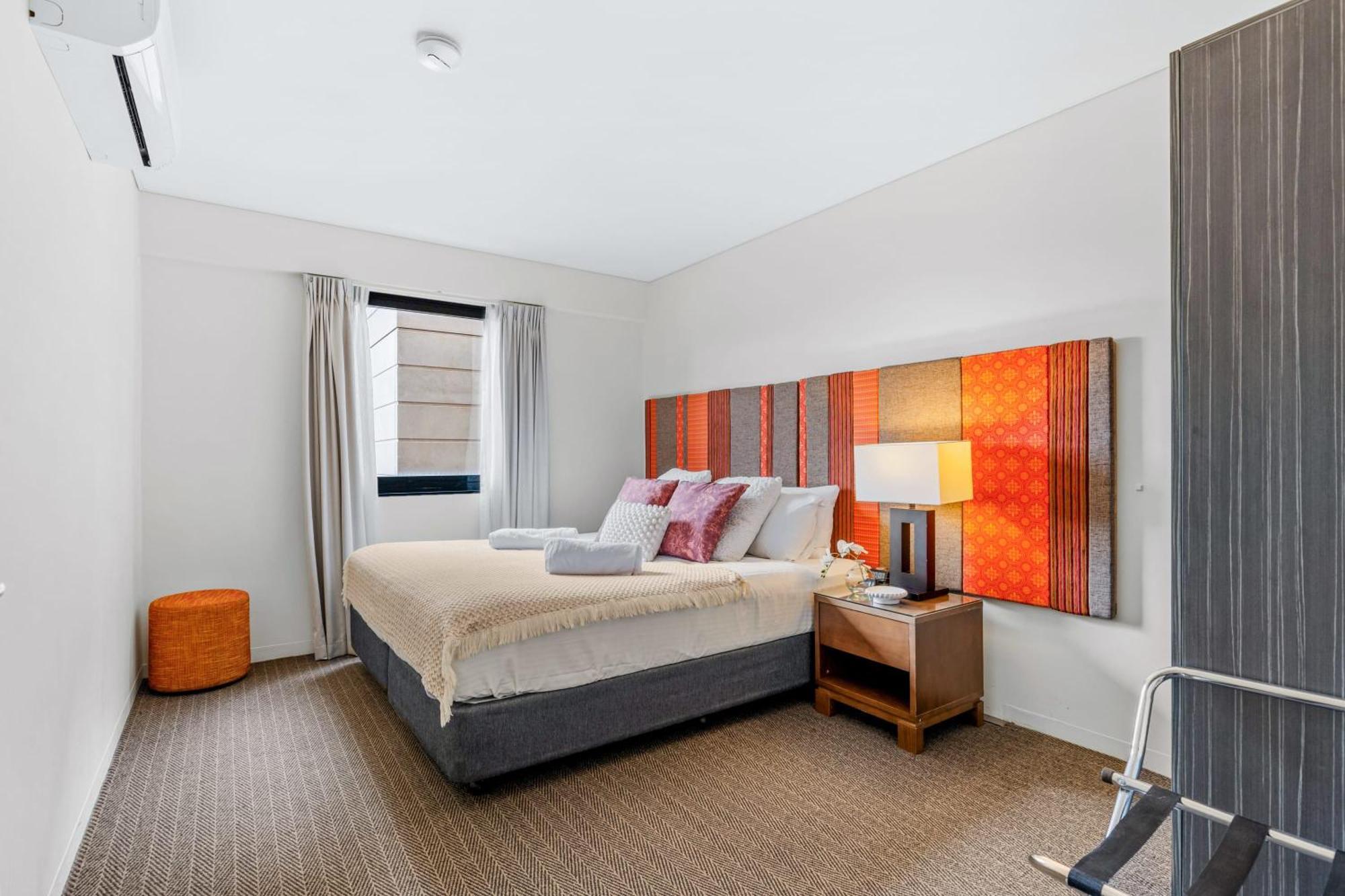 Apartment Hay Street Cbd Close To Swan River Perth