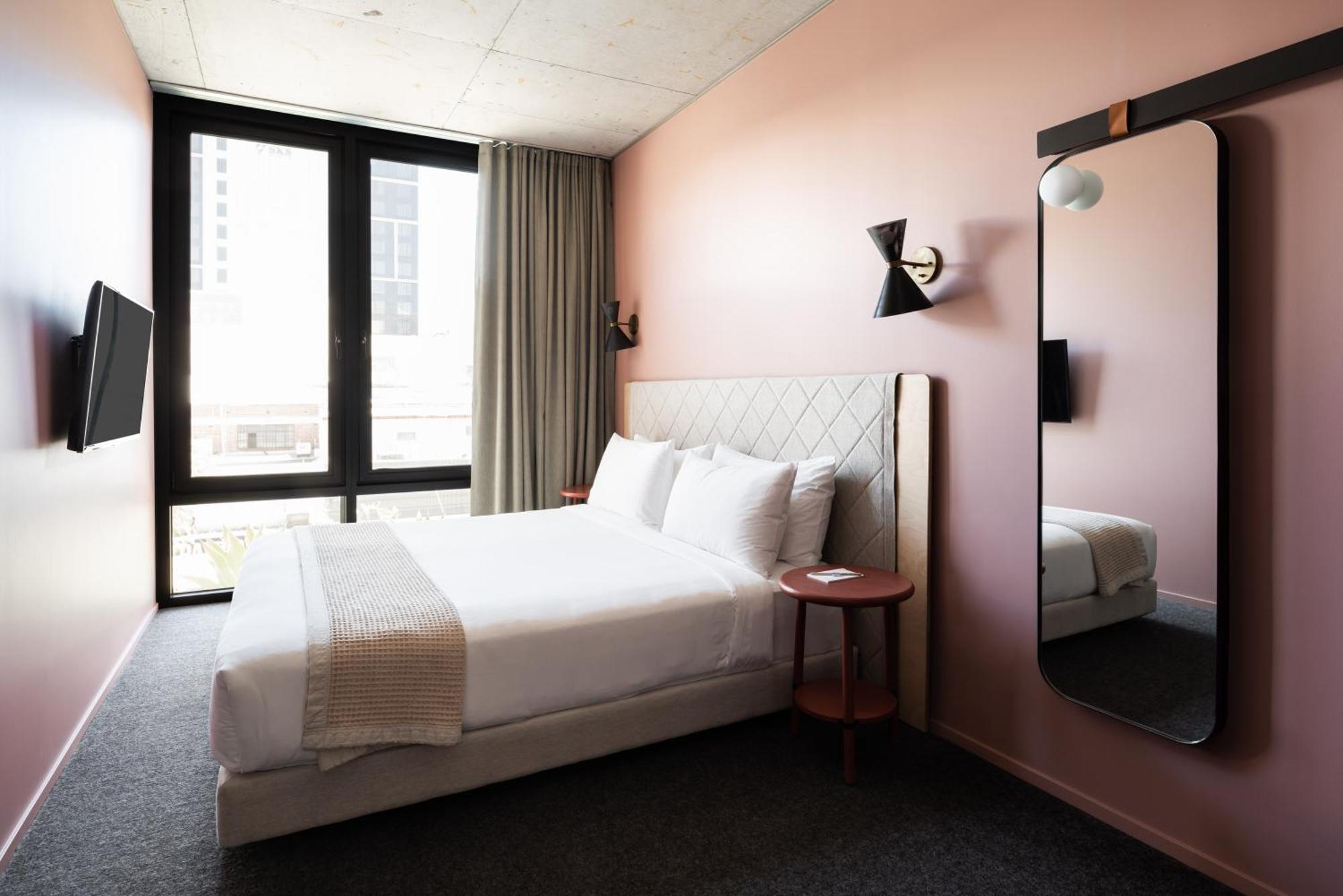 Hotel Alex 4*