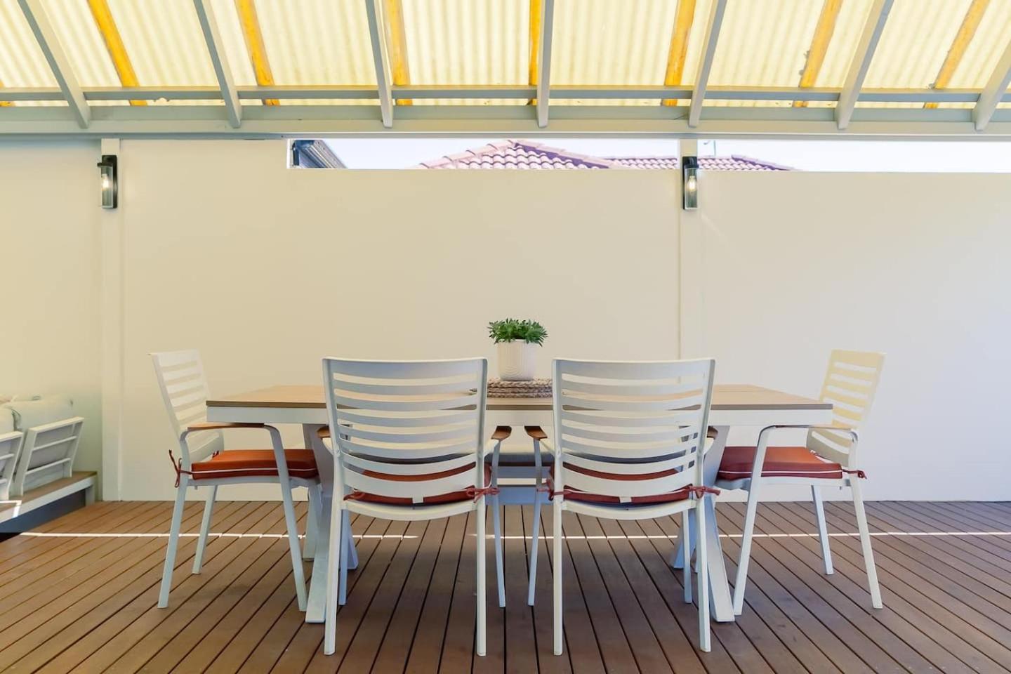 Manning Private Escape By Swan Management Apartment Perth