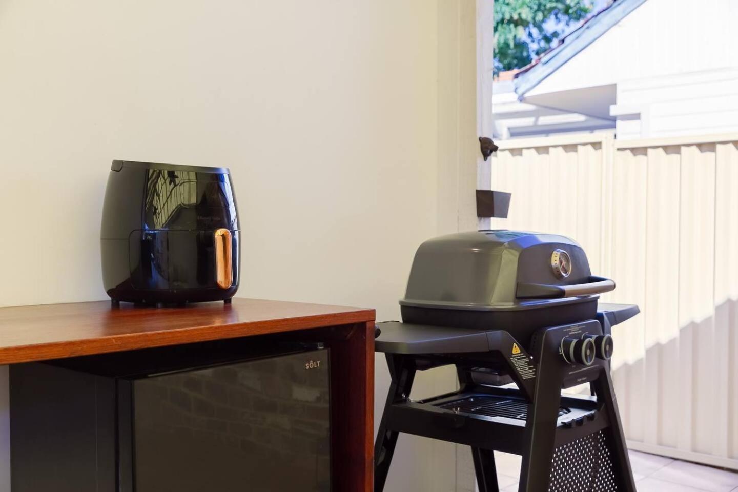 Manning Private Escape By Swan Management Perth