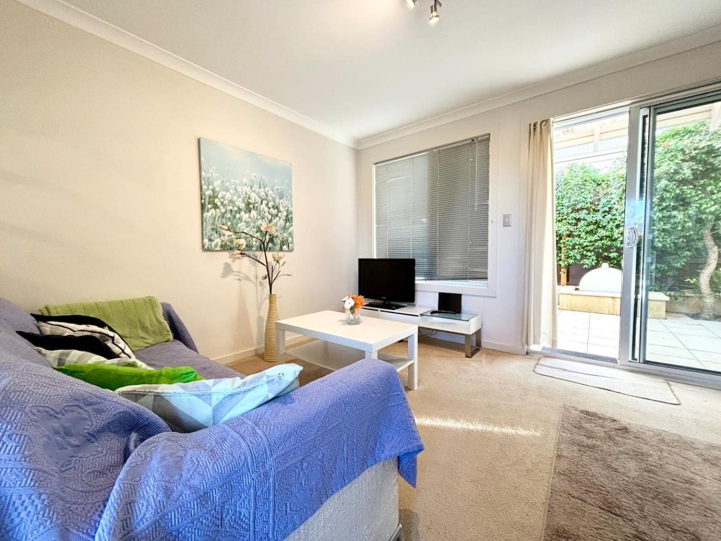 Urban Oasis Townhouse East Holiday home Perth