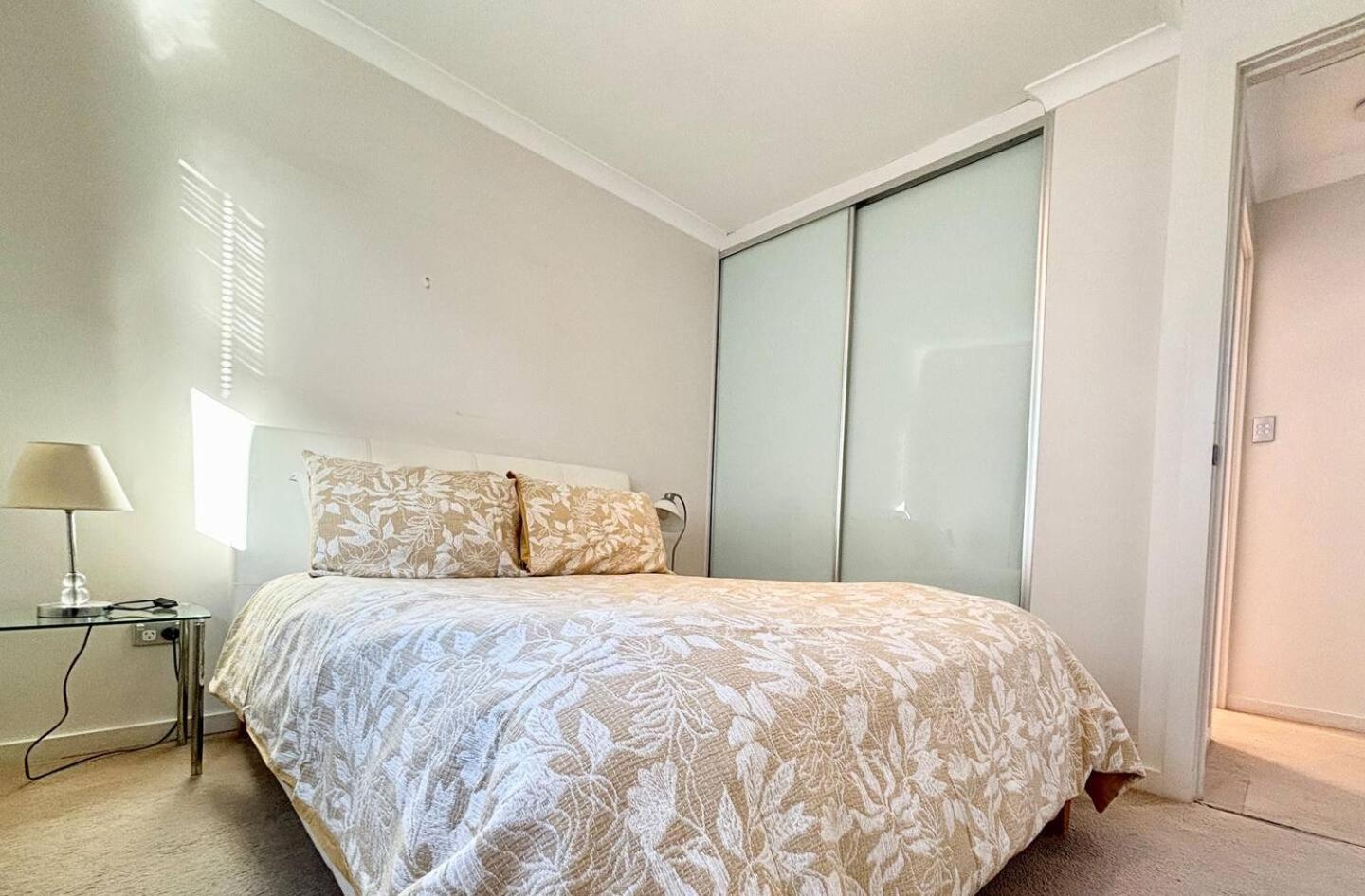 Urban Oasis Townhouse East Holiday home