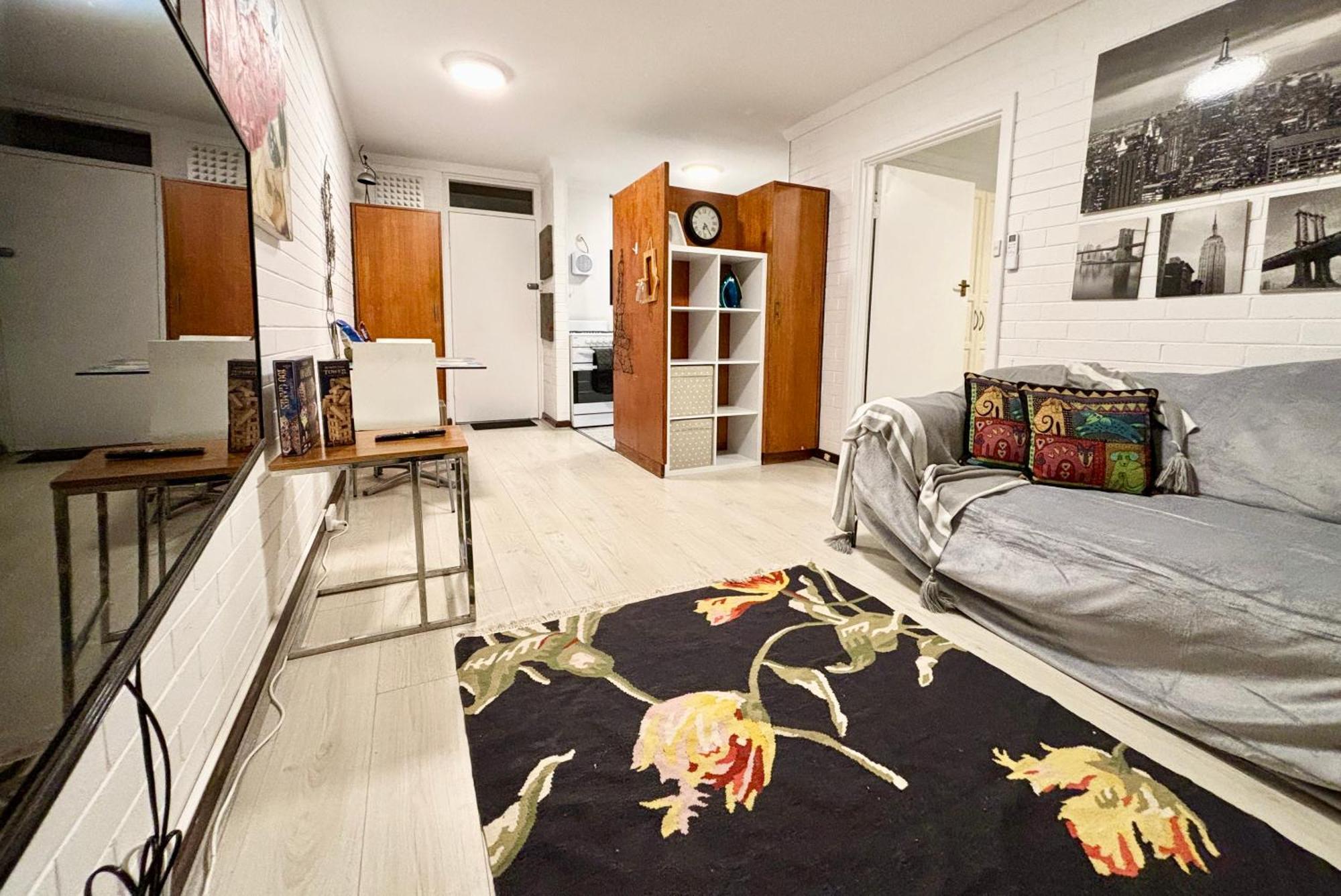 Urban Subiaco Oasis 1 Bedroom Unit Apartment
