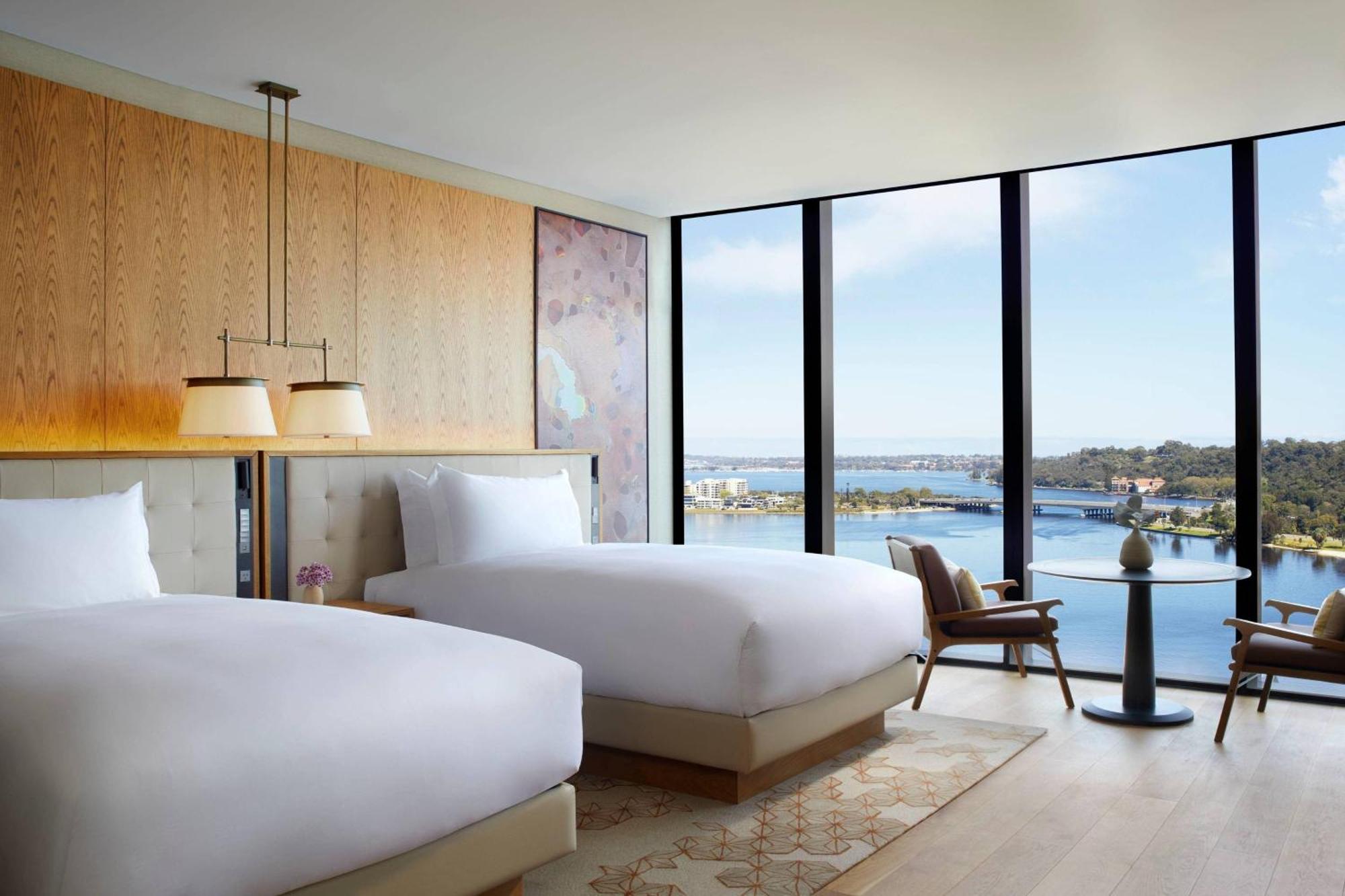 The Ritz-carlton, 5*