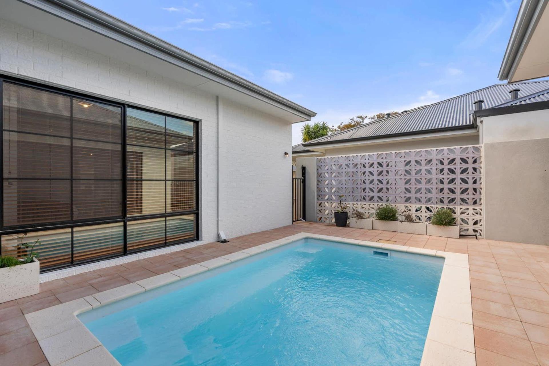 Urban Retreat Canning Holiday home