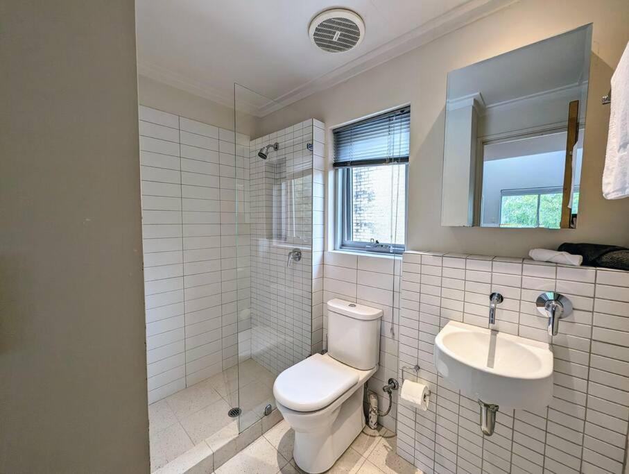 Bright & Conveniently Located Townhouse Holiday home Perth