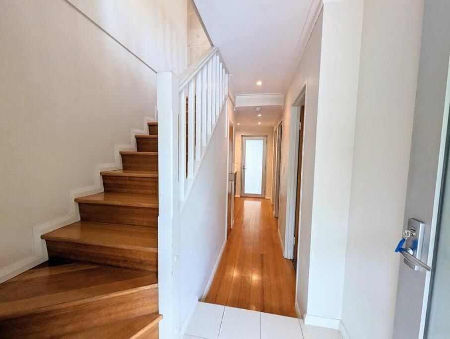 Bright & Conveniently Located Townhouse Perth