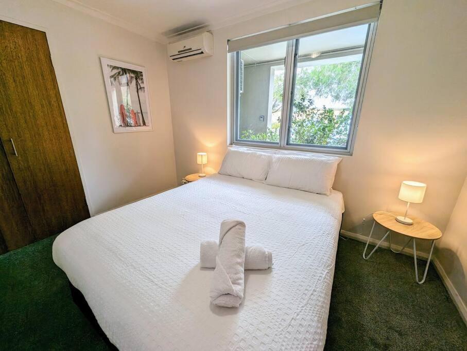 Bright & Conveniently Located Townhouse * Perth