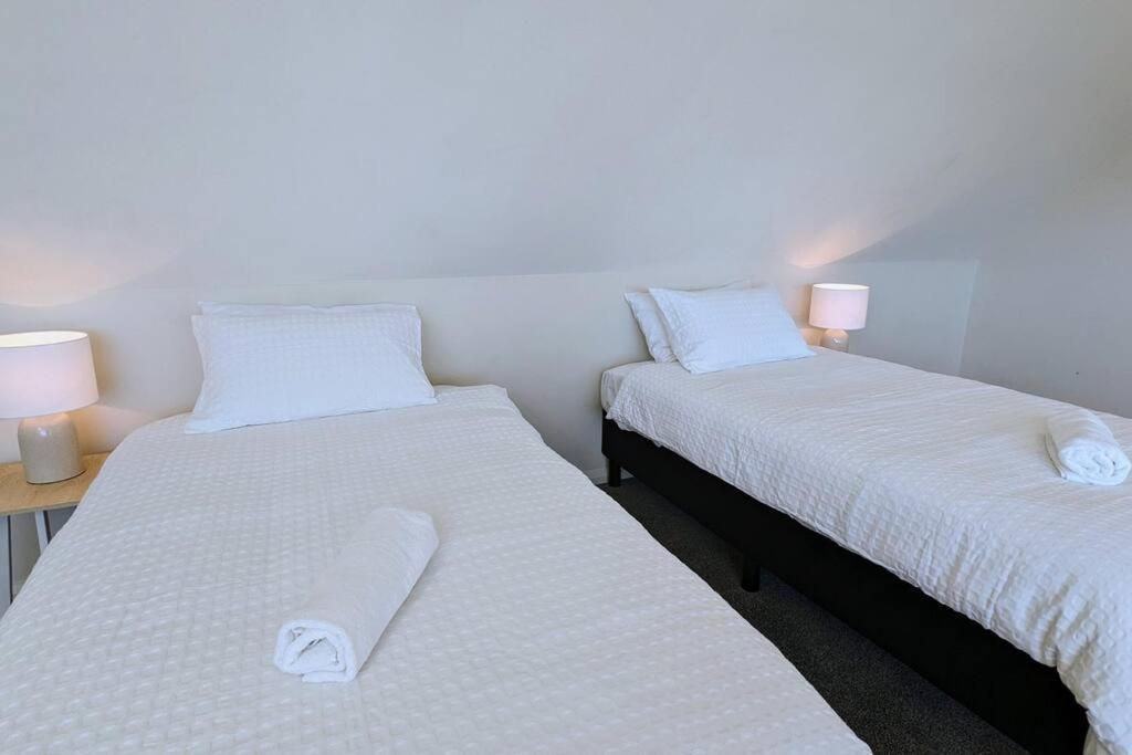 Holiday home Bright & Conveniently Located Townhouse