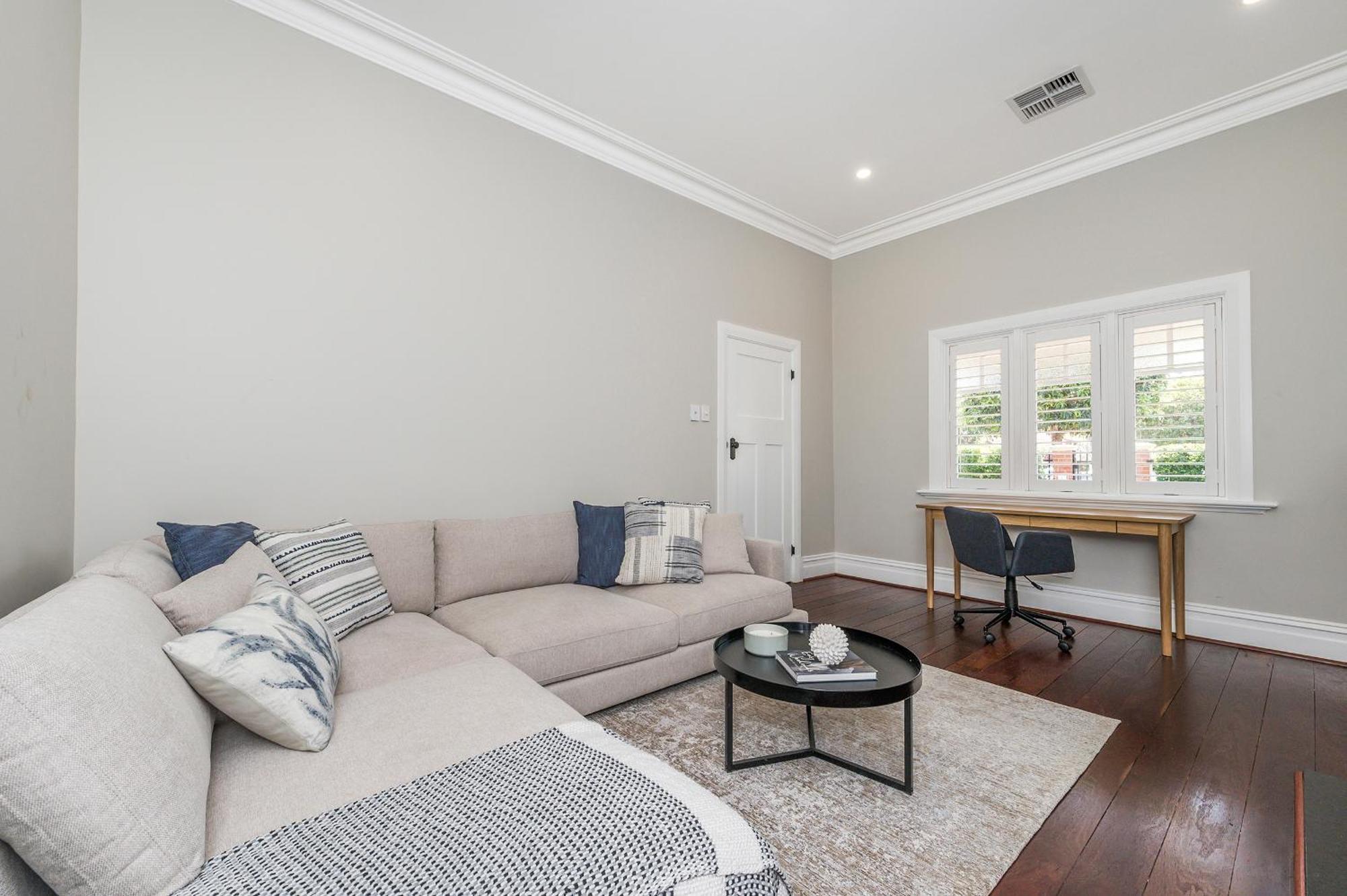 Cent191 - Timeless 3br, 2ba Federation Perth