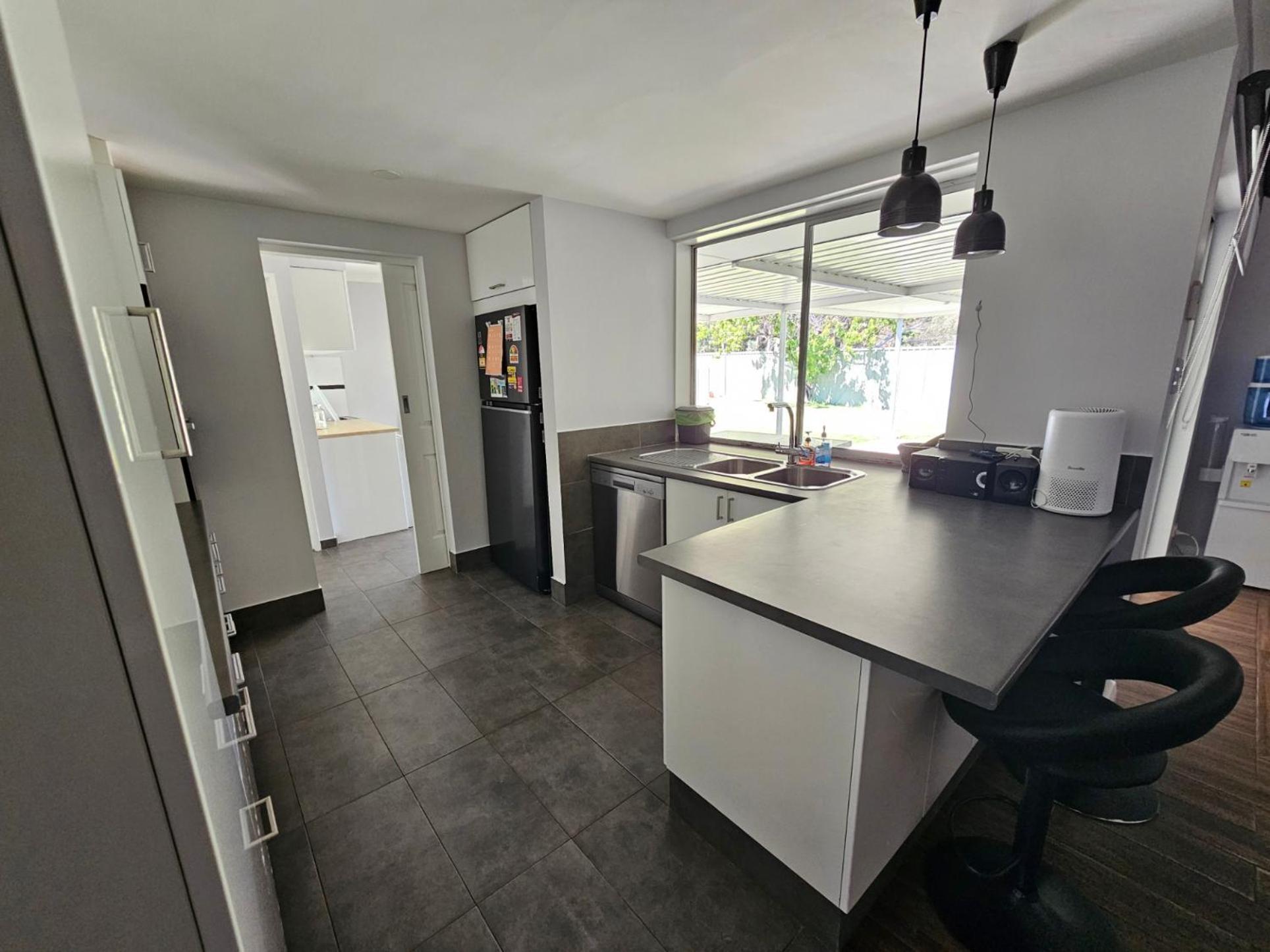 Holiday home Deluxe Modern Family With Pool *