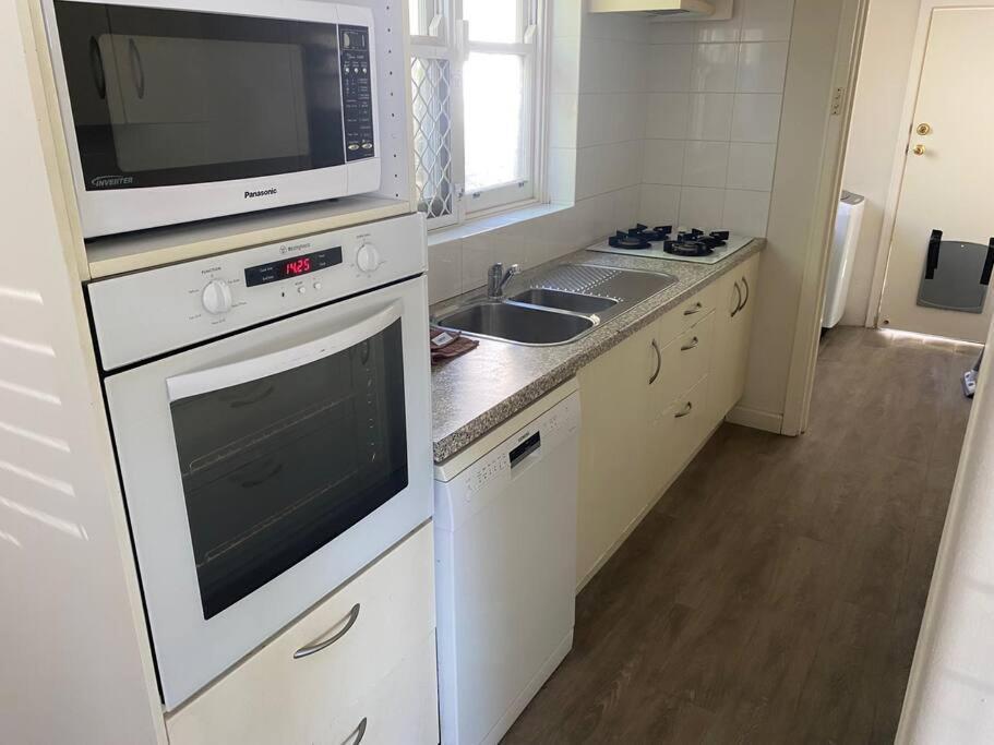 Cottesloe Family Holiday home *