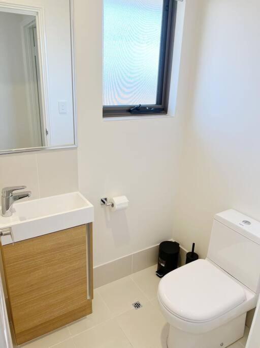 Luxury New Home-beach-cbd Park