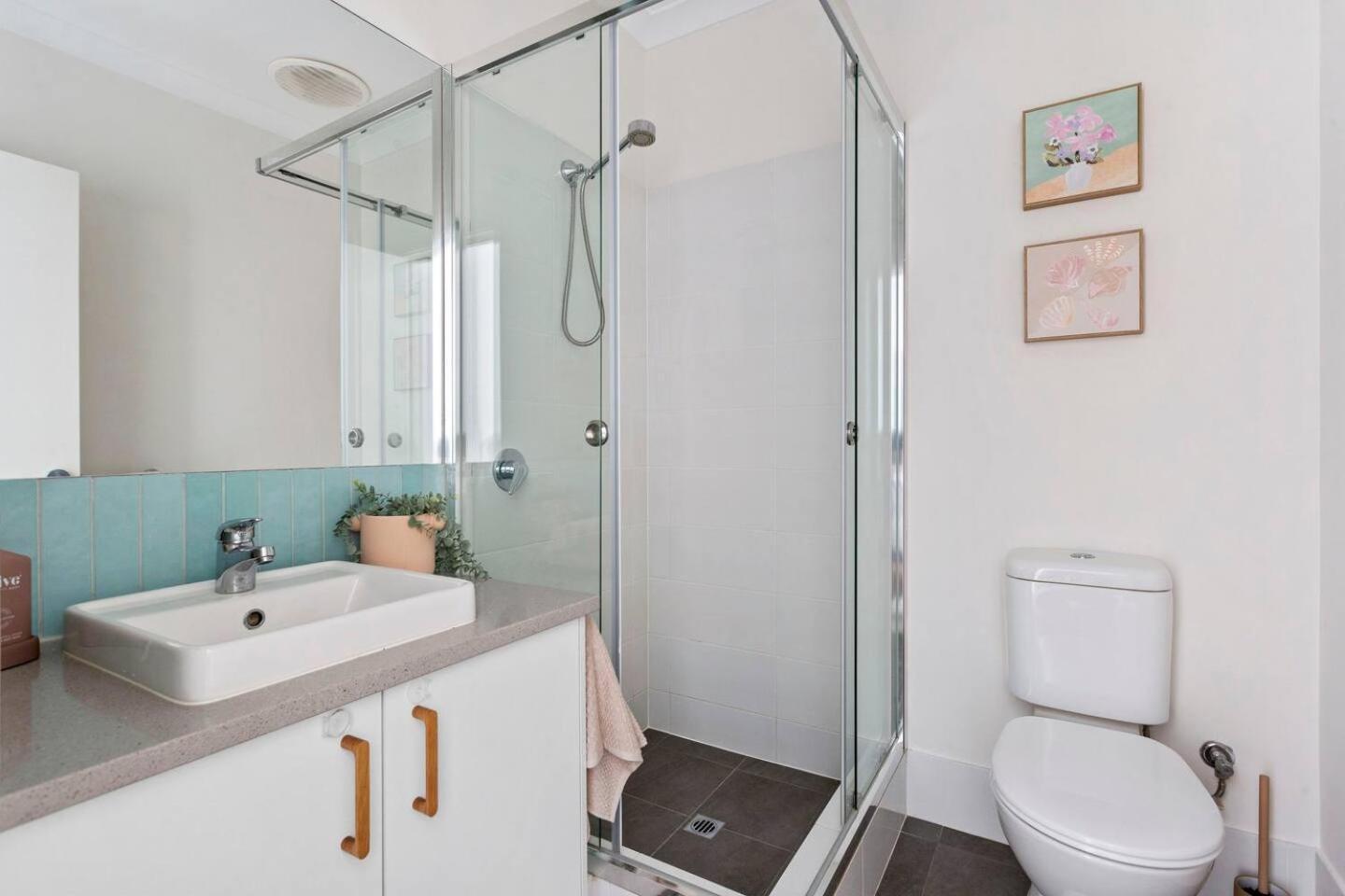 Holiday home Bliss Stylish Retreat-spa & Prime Location Perth