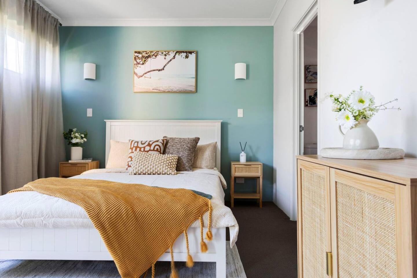Bliss Stylish Retreat-spa & Prime Location Holiday home