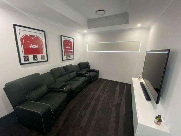 Luxury & Gives It Perth