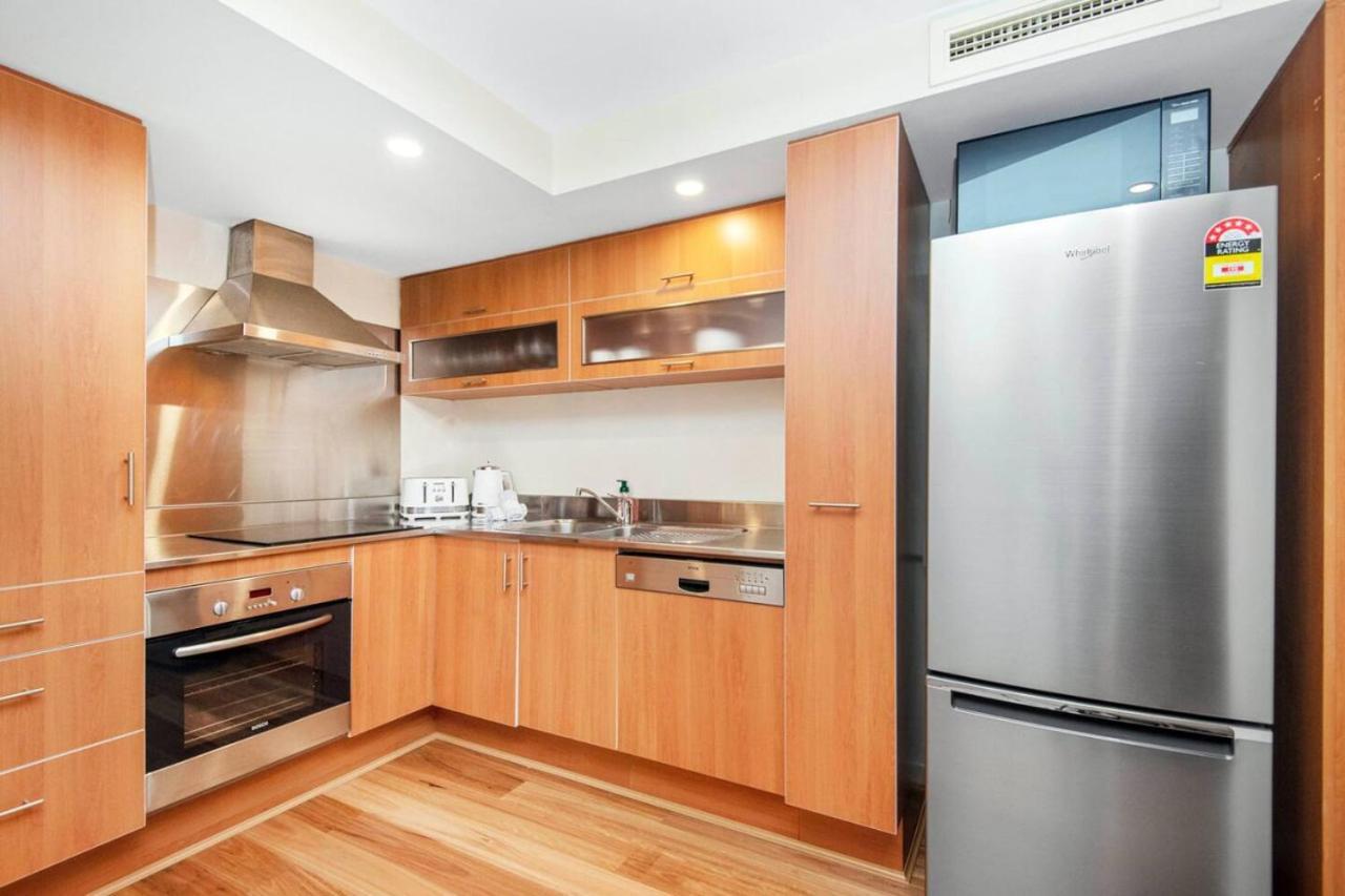 Contemporary Subi With Amenities Apartment Perth