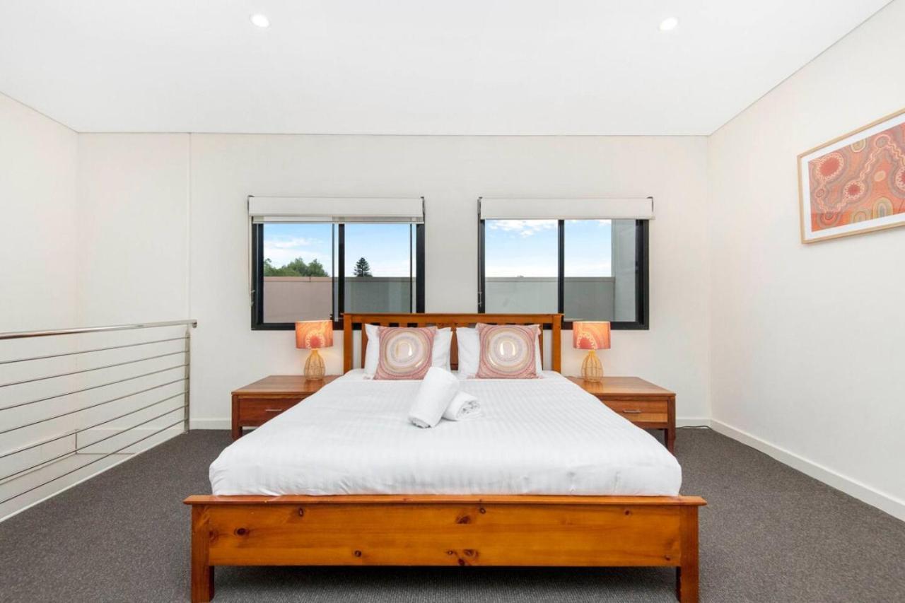 Contemporary Subi With Amenities *
