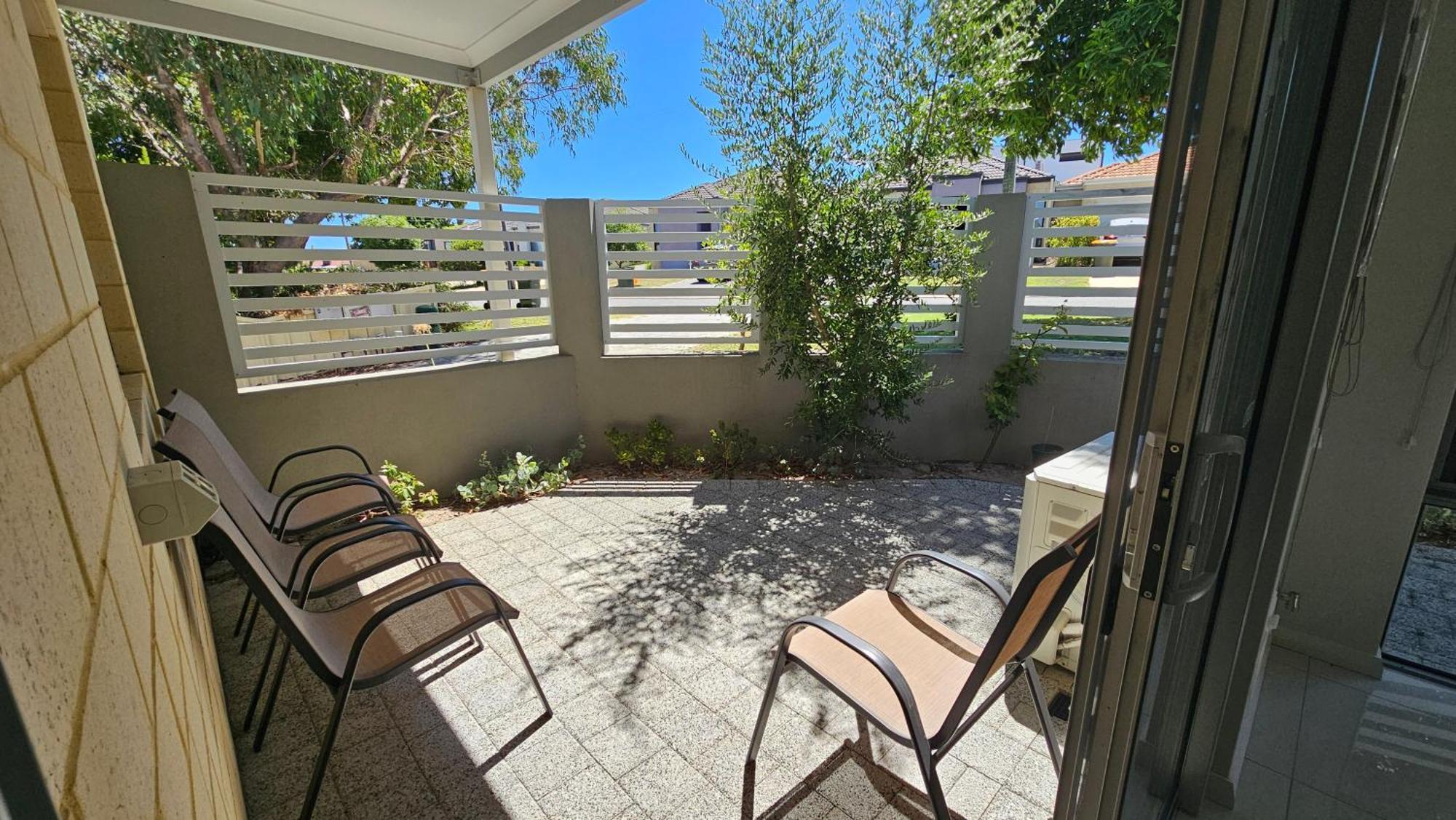 Cozy Urban Escape - 11km From Cbd *