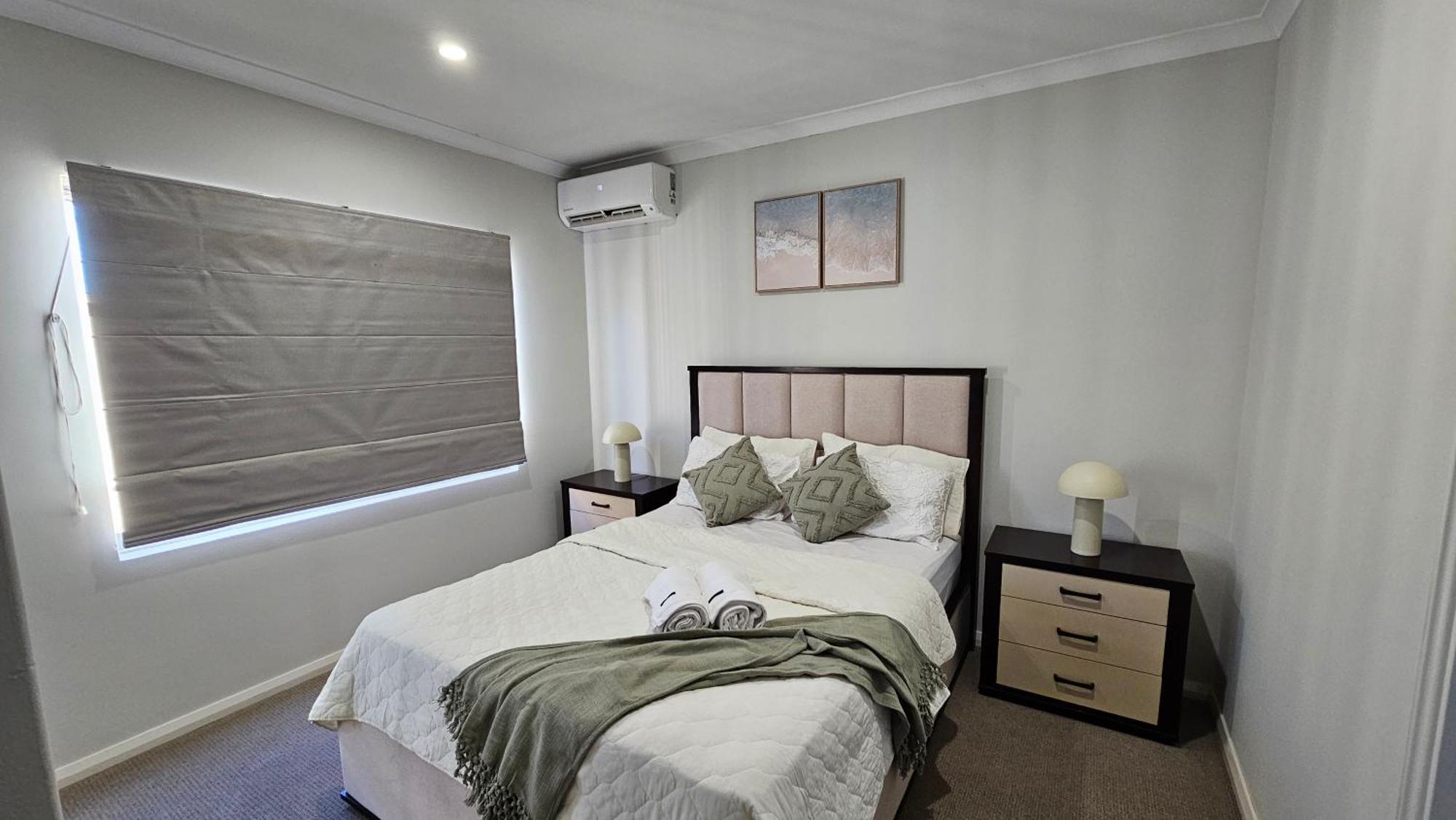 Cozy Urban Escape - 11km From Cbd Holiday home