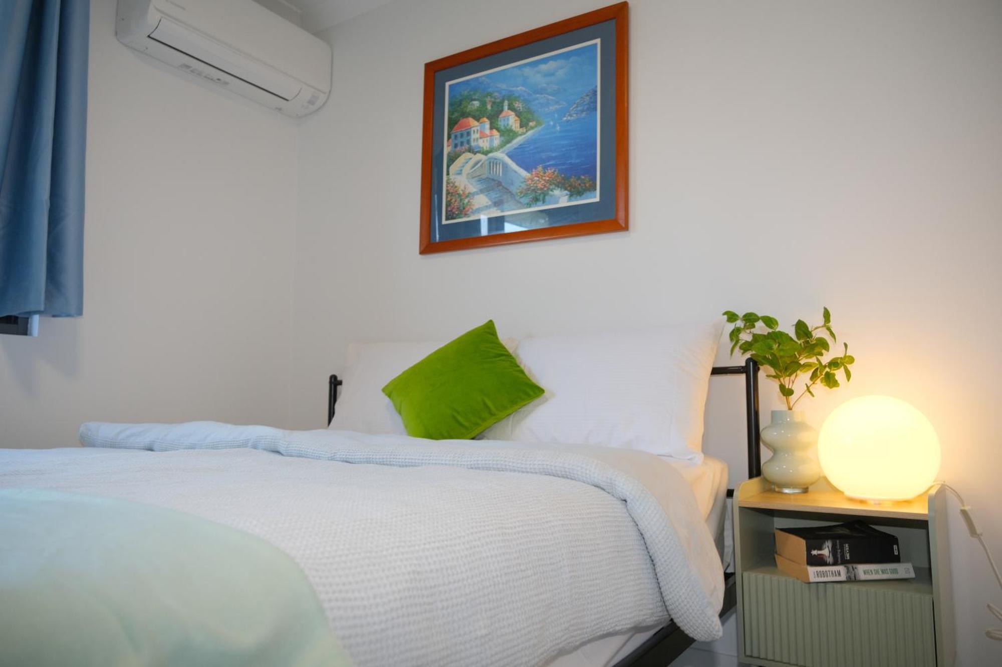A2 Airport 2Br Haven - Garden & Parking