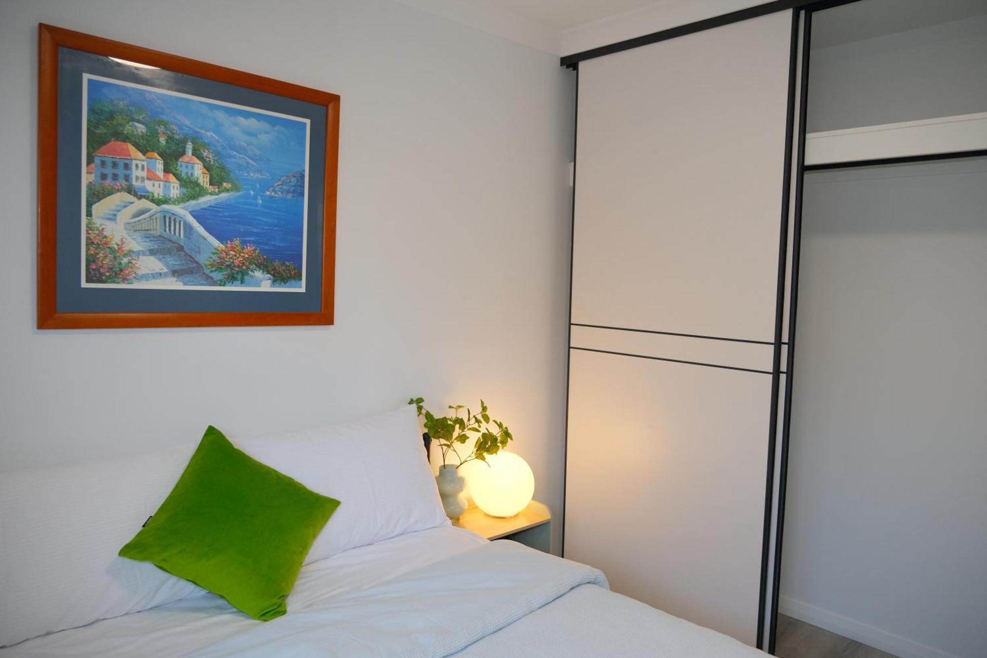 A2 Airport 2Br Haven - Garden & Parking