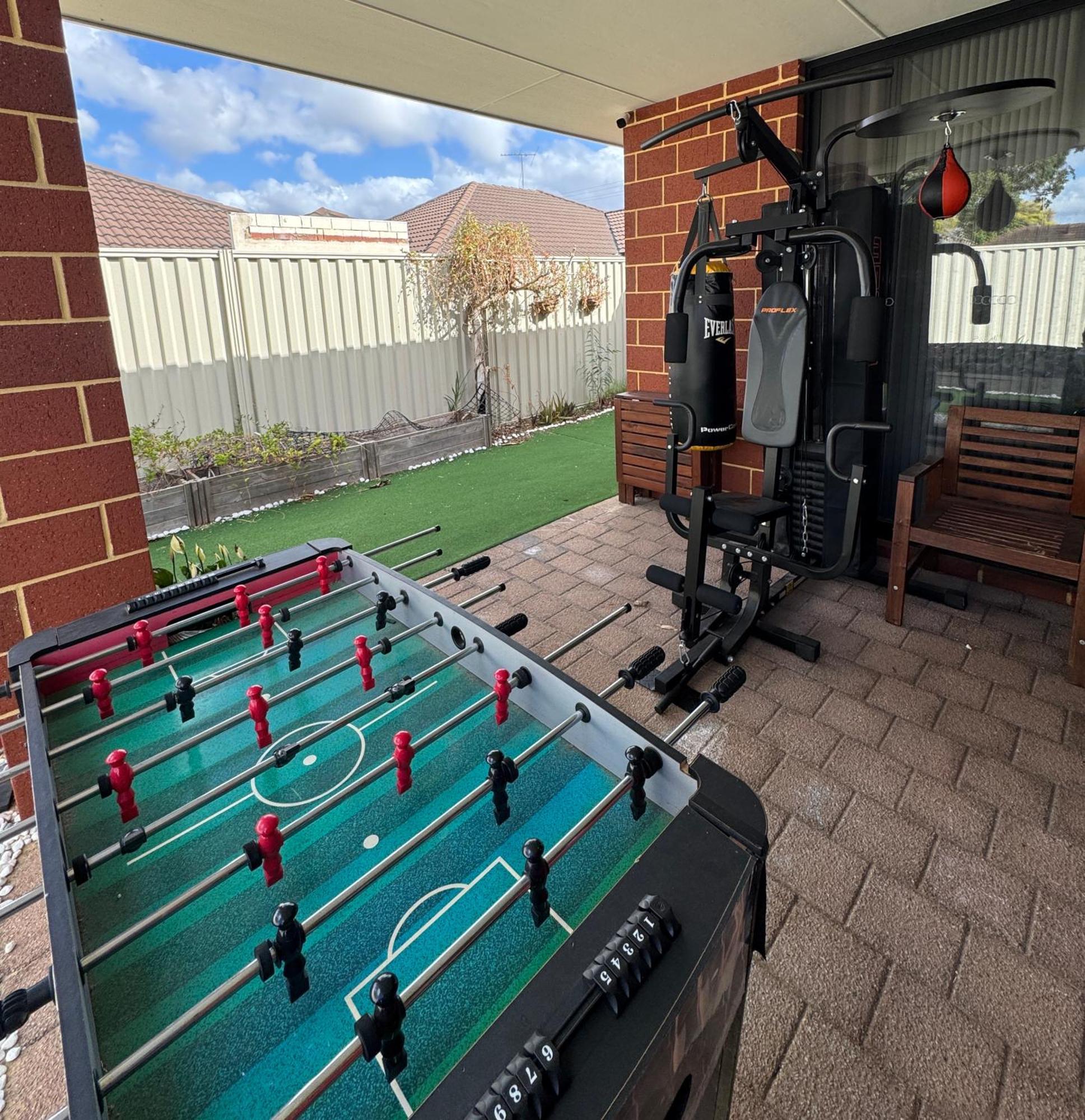 Decembre House - 24hrs Self Check-in In Belmont Homestay Perth