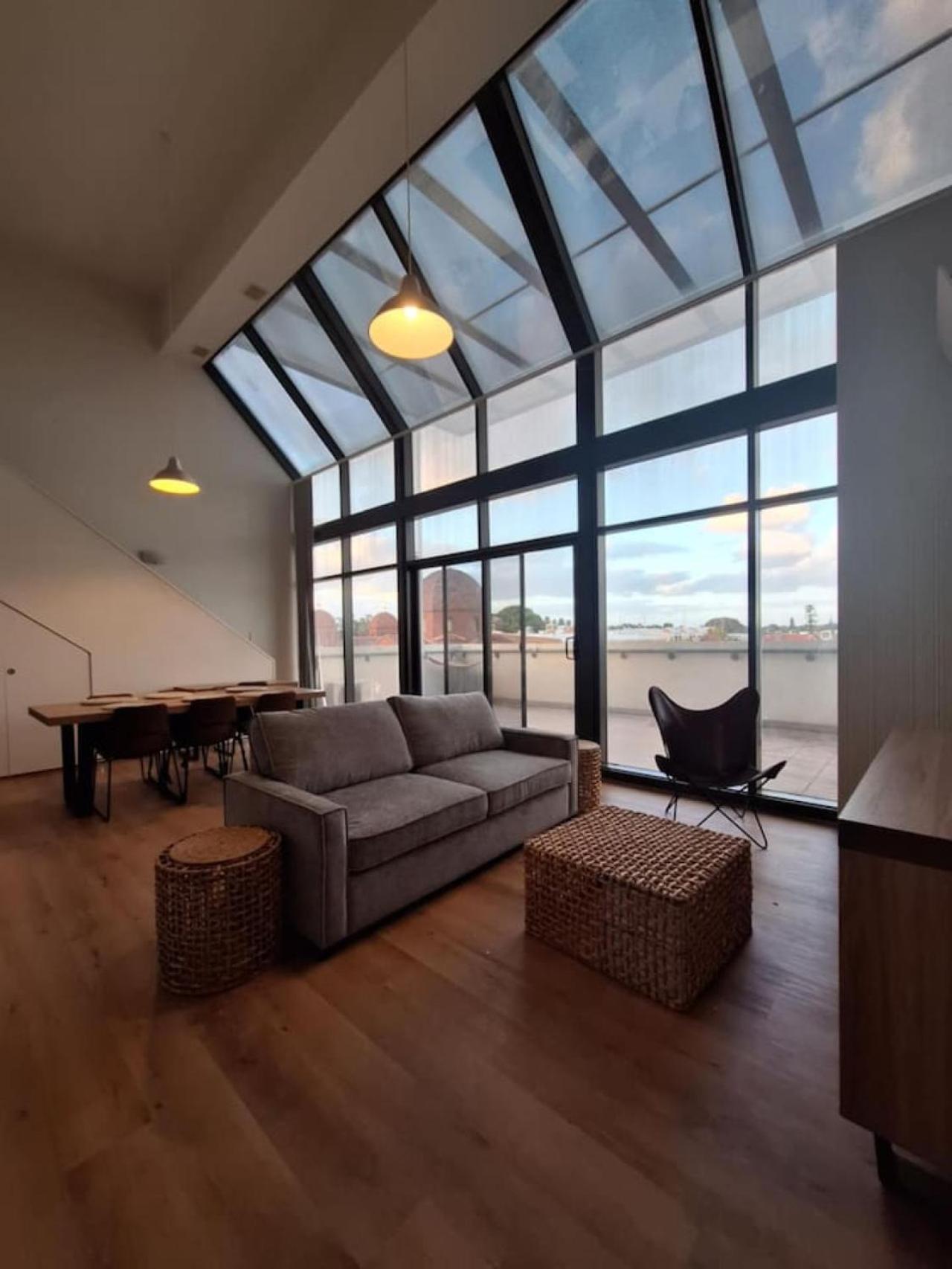 Penthouse In Northbridge *